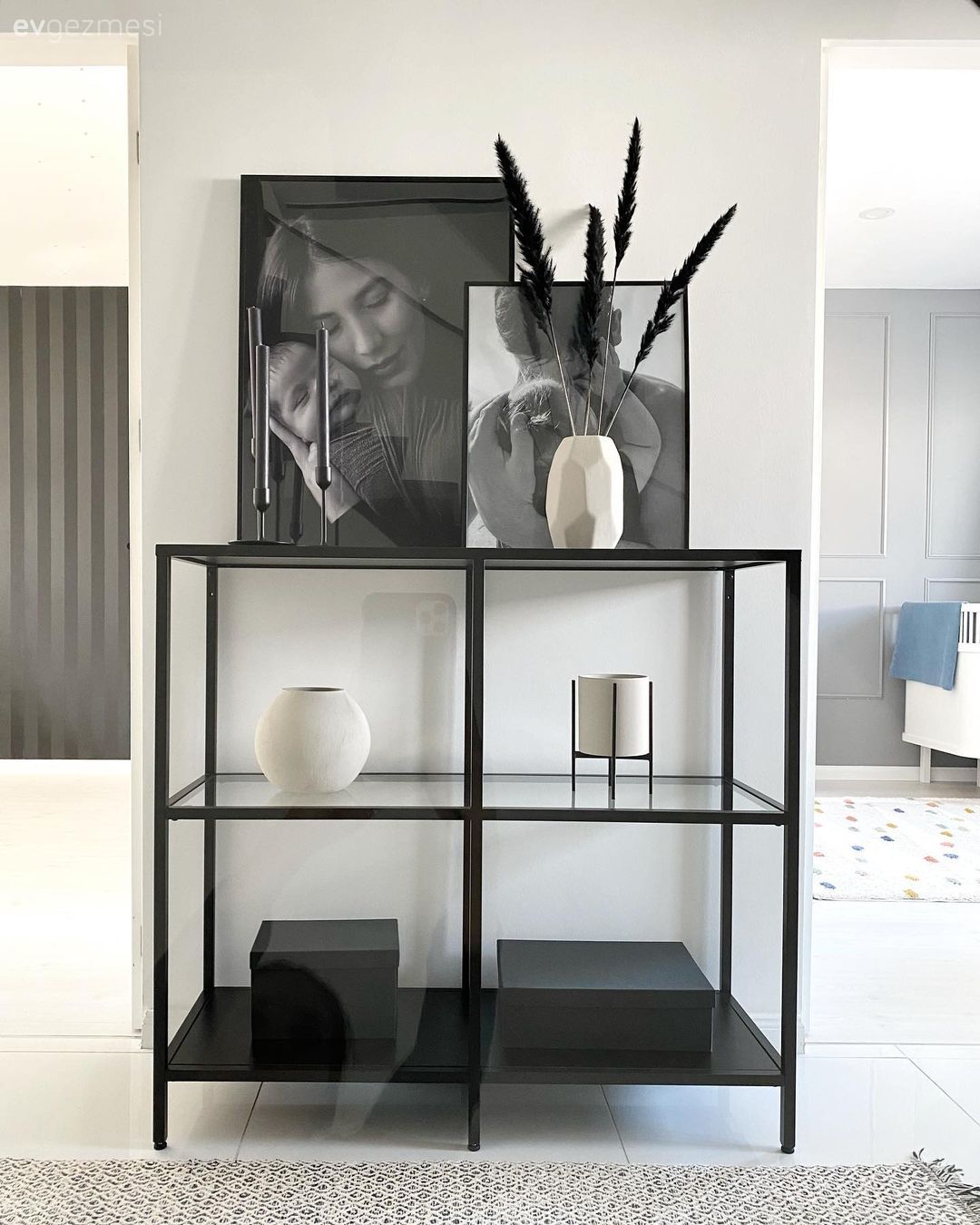 Siyah, Beyaz, Dresuar, Dekoratif Objeler, Çerçeve