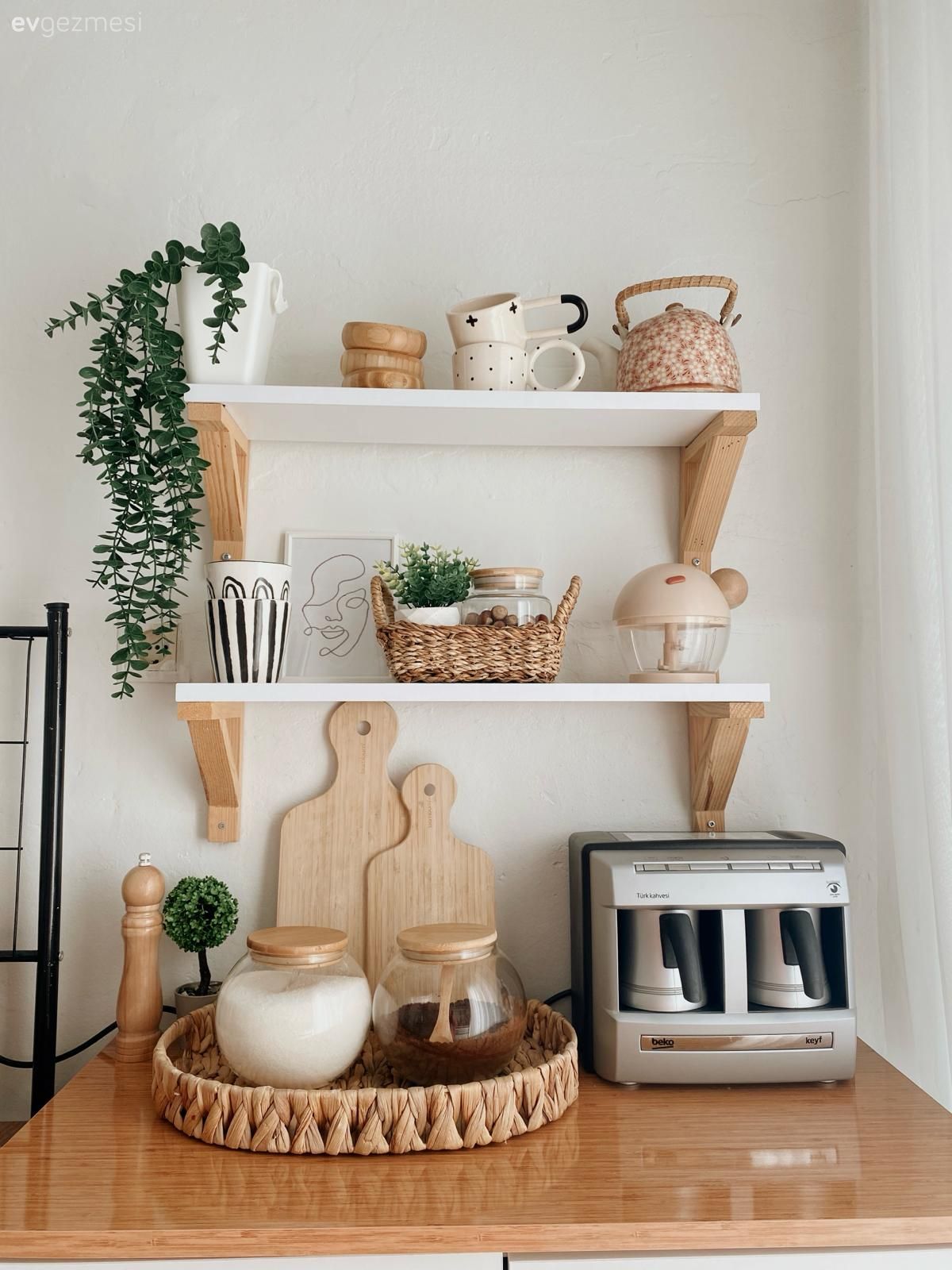 Derli Toplu Duran Bu Ankara Evi Ayrı Parçaların Birleşimi!