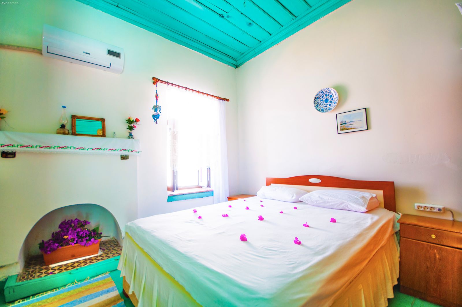 100 Yılı Devirmiş Bu Tarihi Rum Evi Denizin Asırlık Sevgilisi!