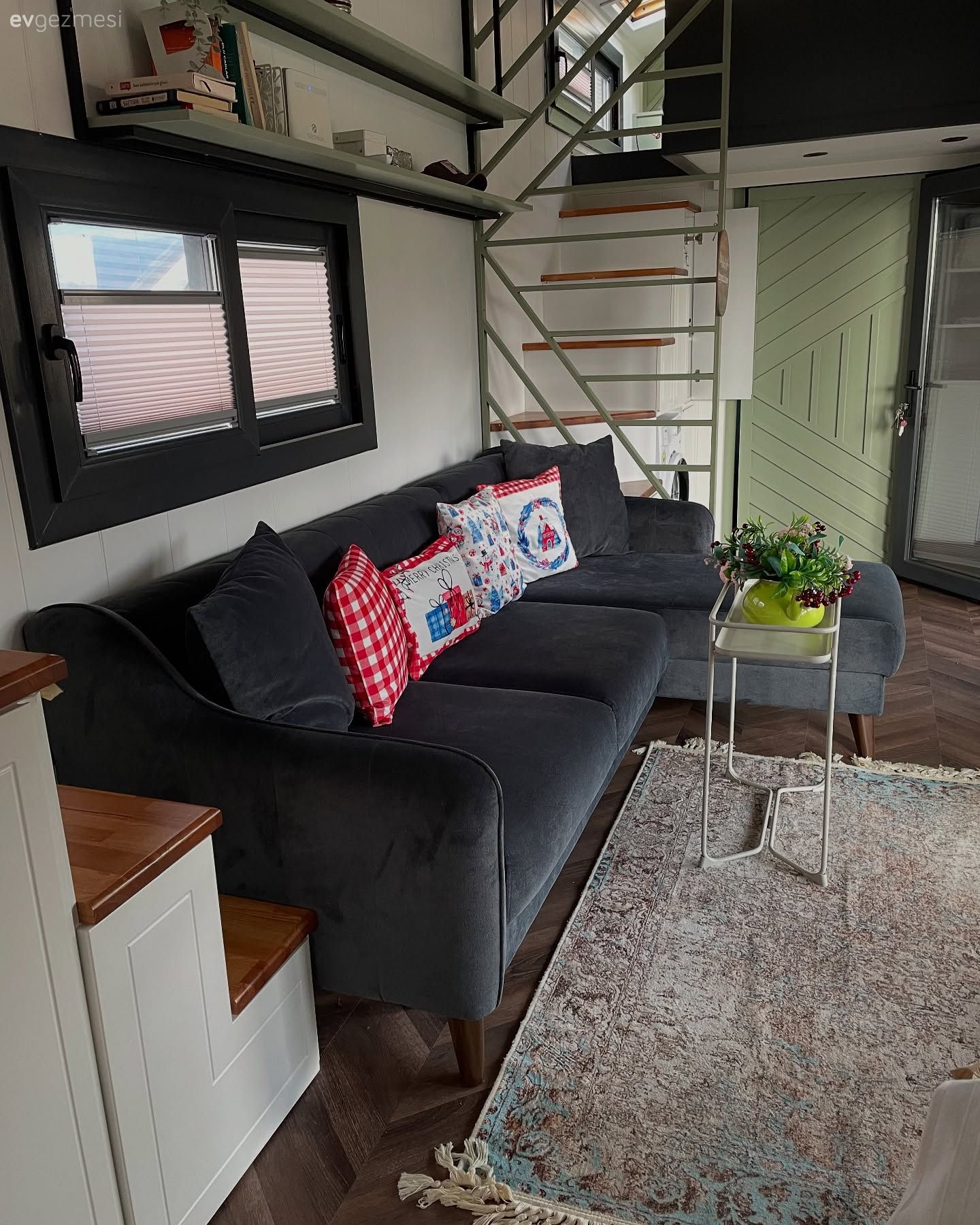 İstanbul'da Ama Sakinliğin İçinde: 30 M2'lik Bir Küçük Ev