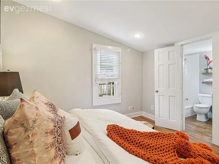 Dizilerden Fırlamışçasına Duran 105 M2'lik Samimi Ev