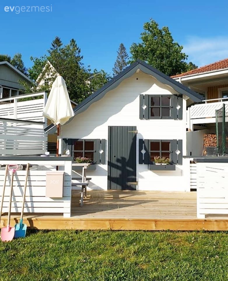 Bostanından Oyun Evine Kadar Her Şeyi Düşünülmüş Bir Villa