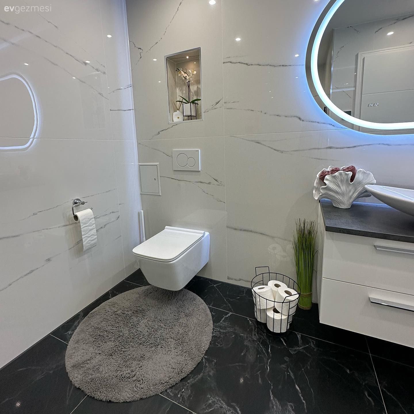 Bu Modern Evde Değişen Banyo ve Yatak Odası Dekora Yenilik Katmış!