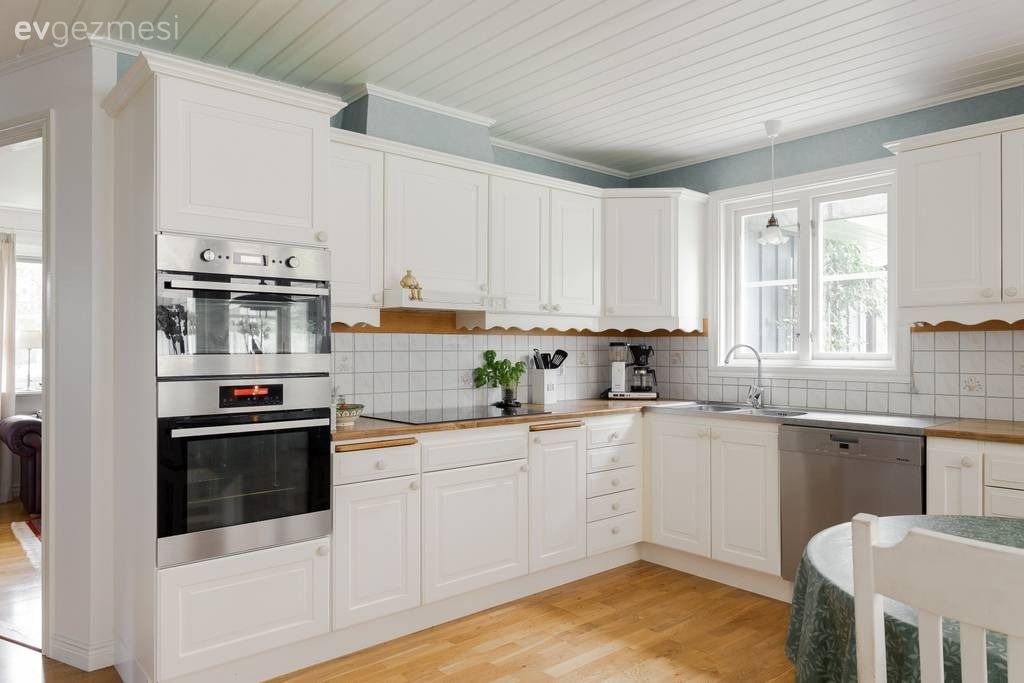 240 M2'lik Bu Evin Her Cephesi Davetkâr Bir Görüntü Sunuyor