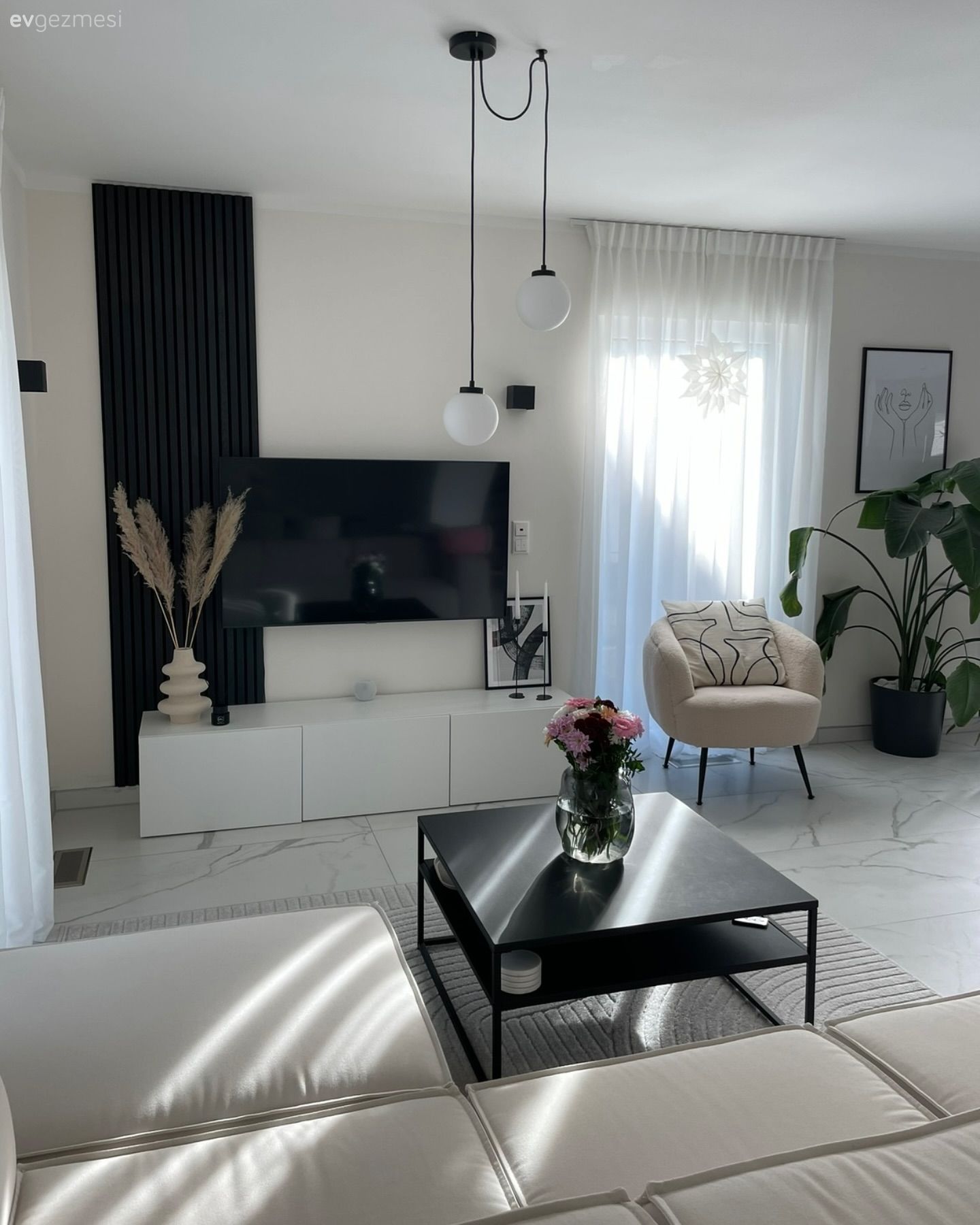 Modern Mimariden İlham Alan Bu Evde Renkler Risksiz