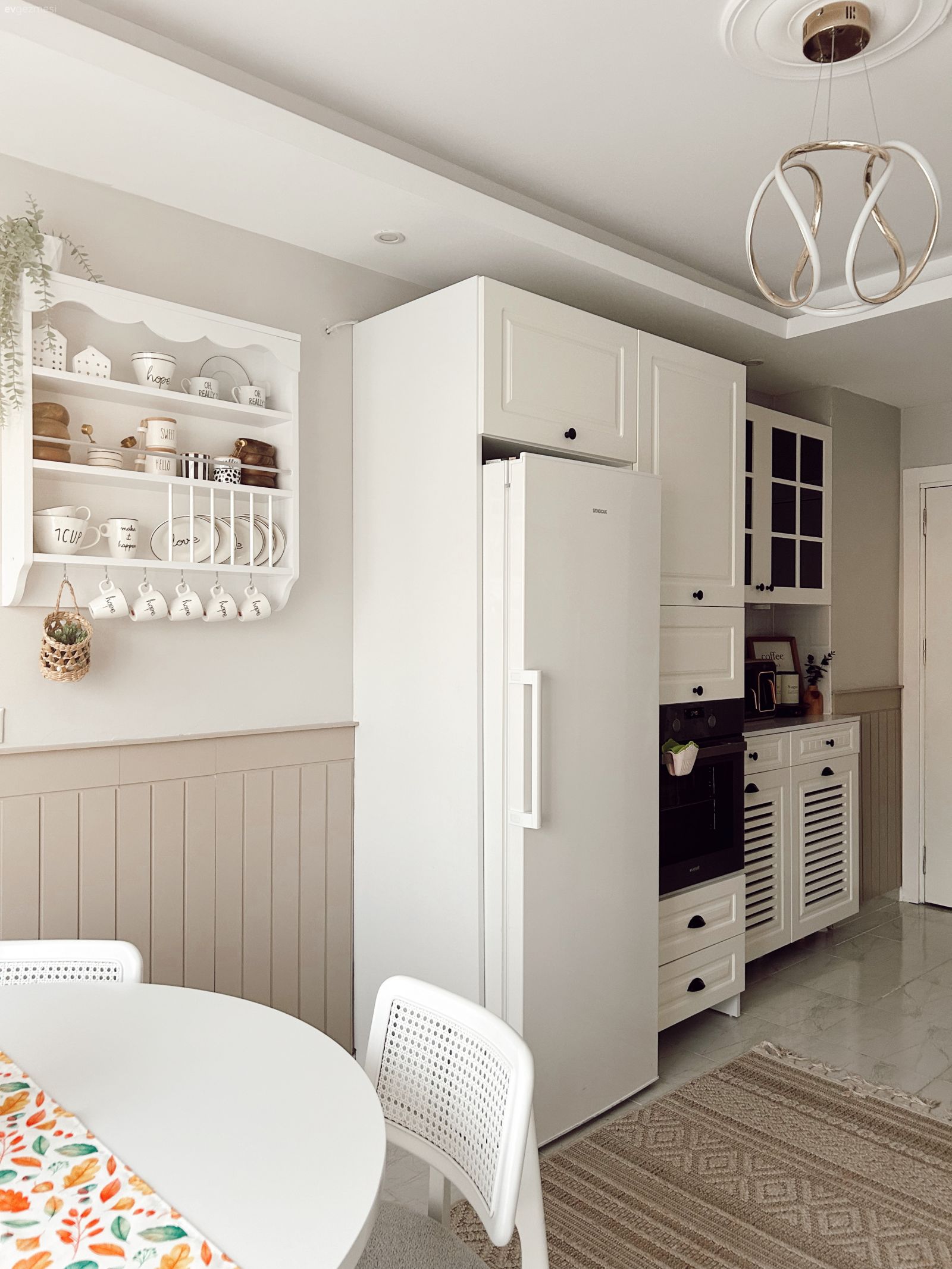 Alışıldık Tasarımları Seven Bu Evde Ferahlık ve Samimiyet Yan Yana