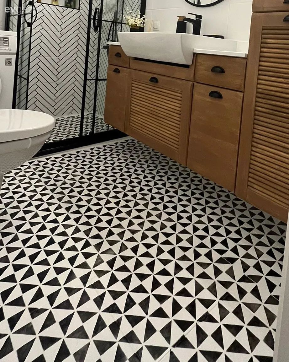 Öncesi&Sonrası: Kim Der ki İki Banyo da Aynı!