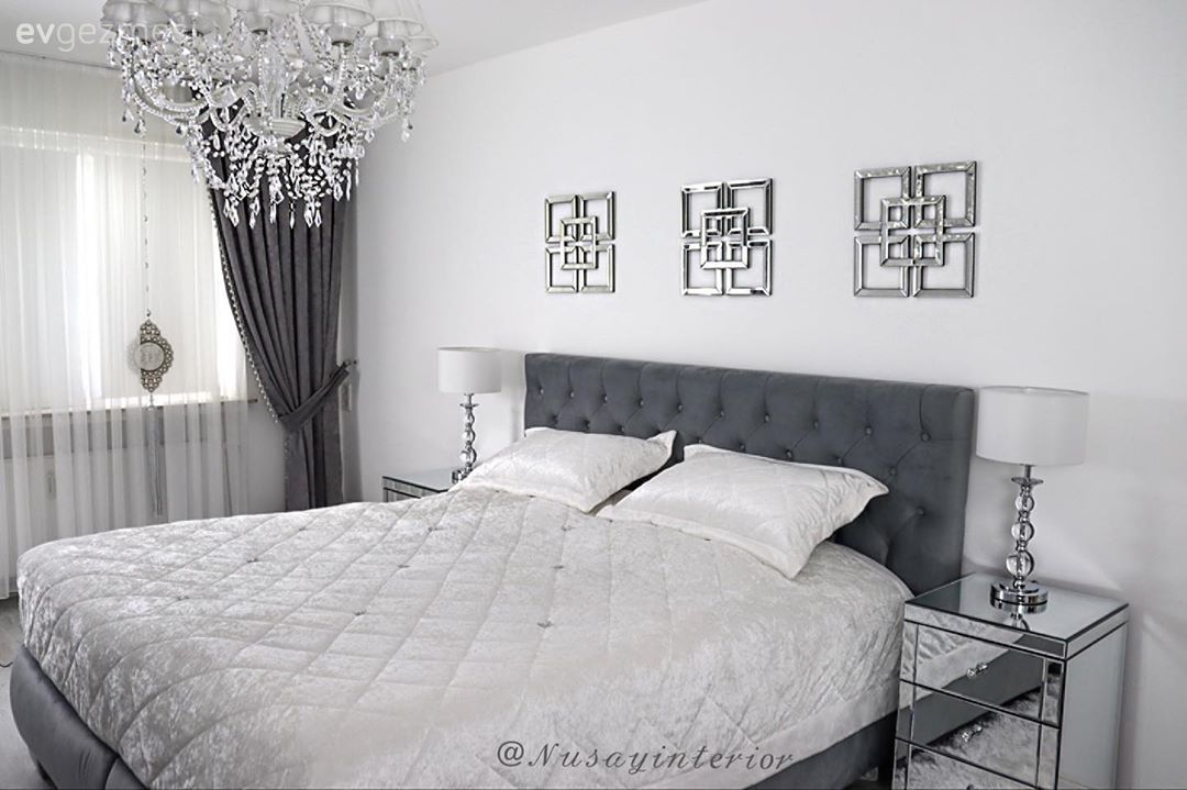 Ev Gezmesi: Okyanusun Her Tonuyla Resmedildiği Şık Bir Dekor