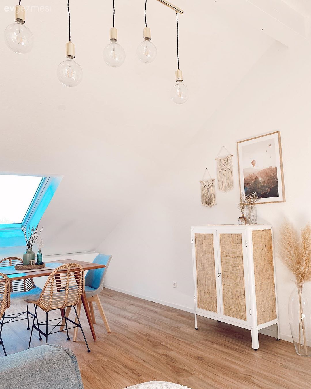 Bu Çatı Katında Göze Sevimsiz Görünecek Hiçbir Detay Yok!