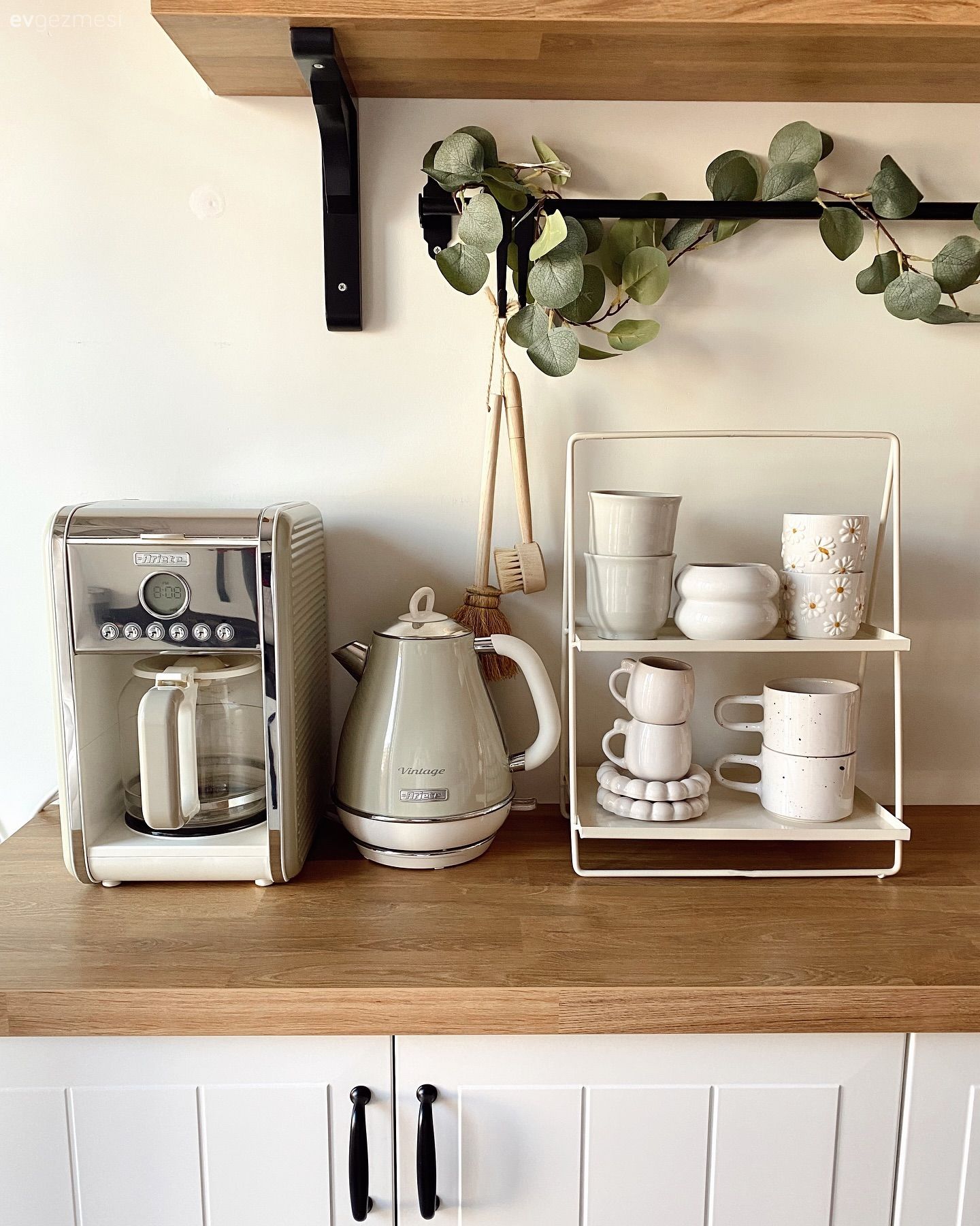 Beyazla Kuşanmış Bu Evde İskandinav Etkisi Fazla