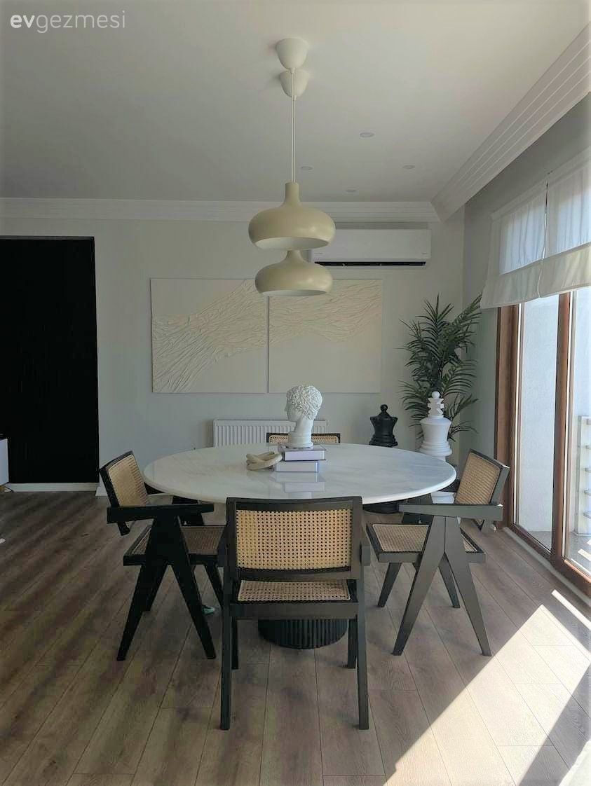 Yuvarlak Yemek Masası Mı Dikdörtgen Yemek Masası MI?