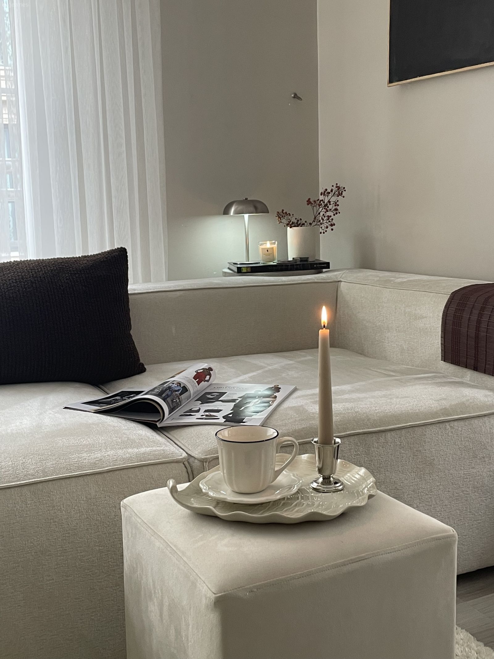 Beyaz, Bej, Siyah, Dekoratif Objeler, Puf, Kırlent, Ev tekstili