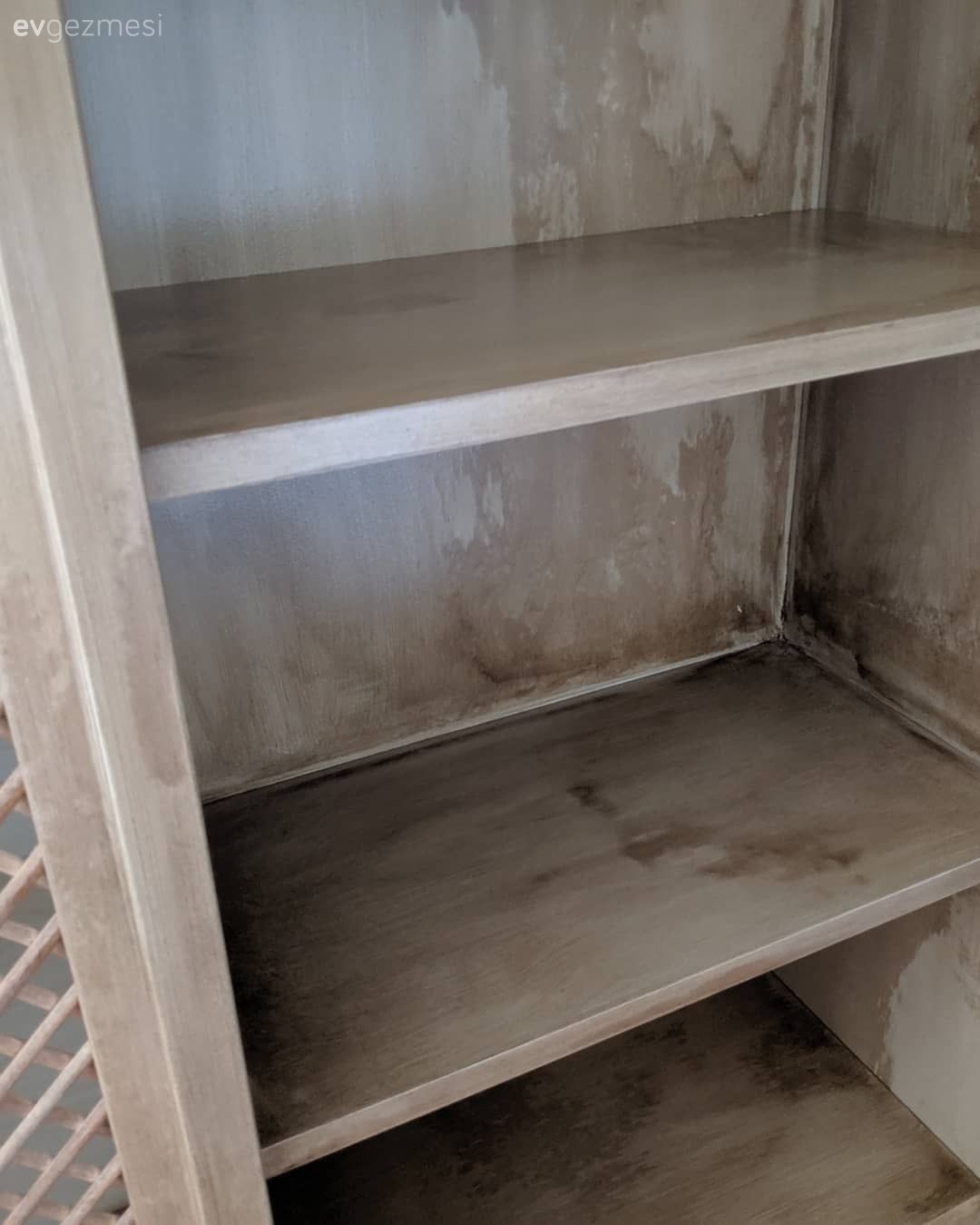 Bir Dönüşüm Hikayesi: Eski Halini Hiç Aratmayan Kitaplık