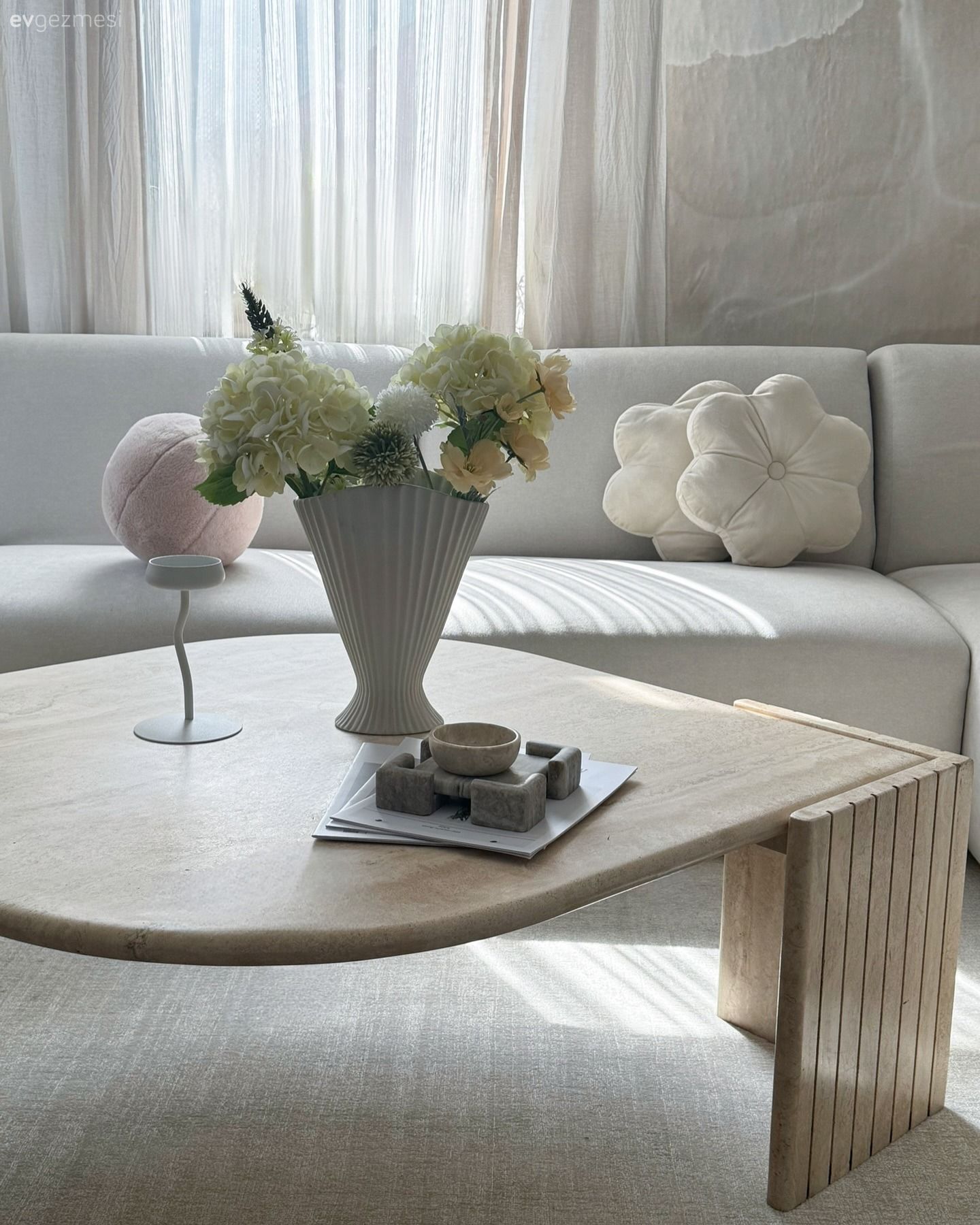 Bu Natürel Evde Sakinlik Sağlayan Her Şeye Yer Verilmiş