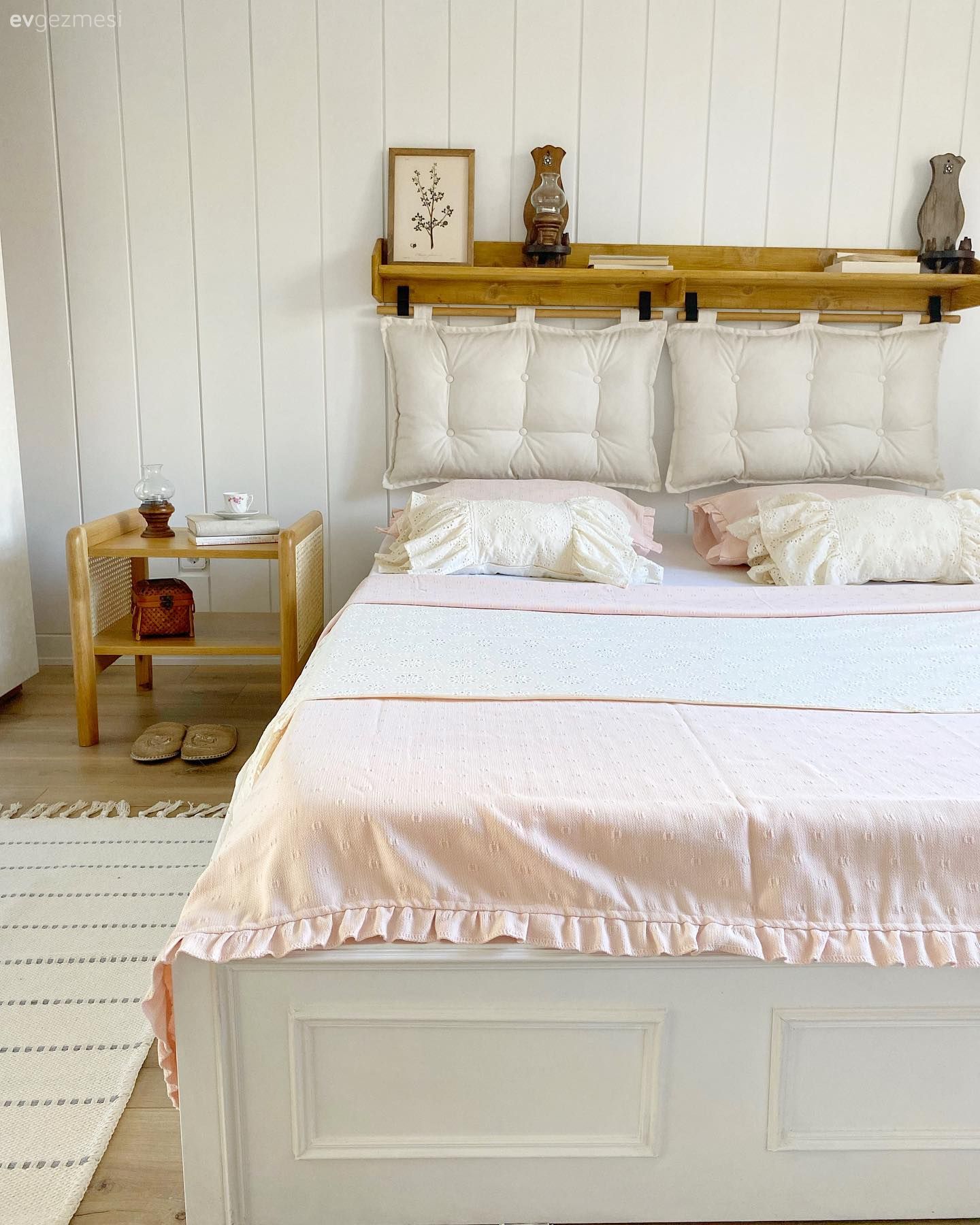 Öncesi Düz Bir Oda Sonrası Romantik Bir Dünya!