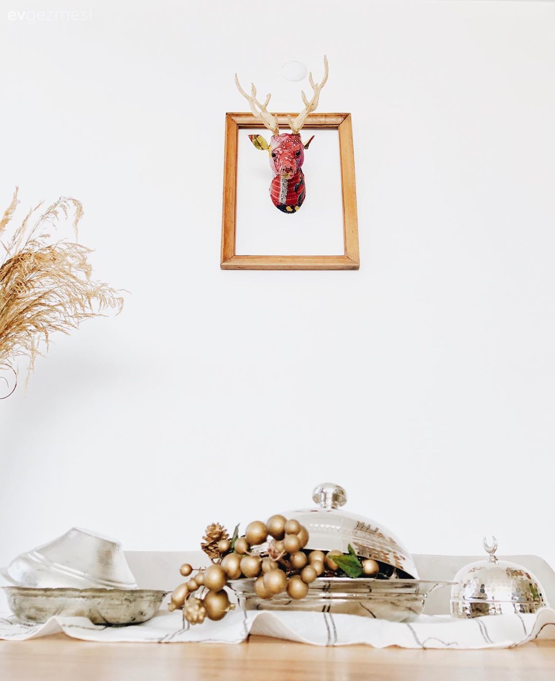 Yemek Odası, Yemek masası, Duvar dekorasyonu, Duvar panosu, Dekoratif Objeler