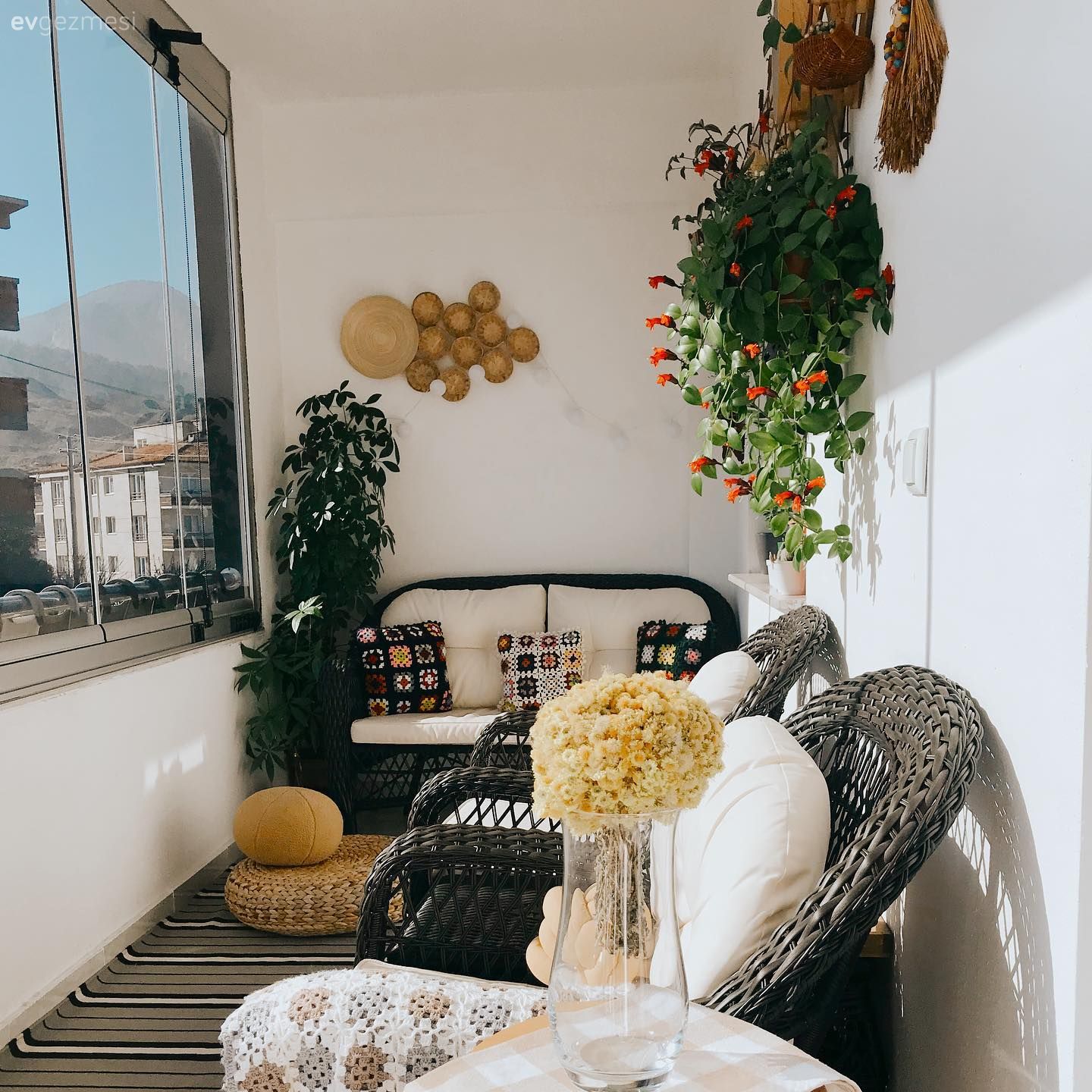 Balkonunuza En Çok Yakışan Çiçekler ve Bakım Rehberi!