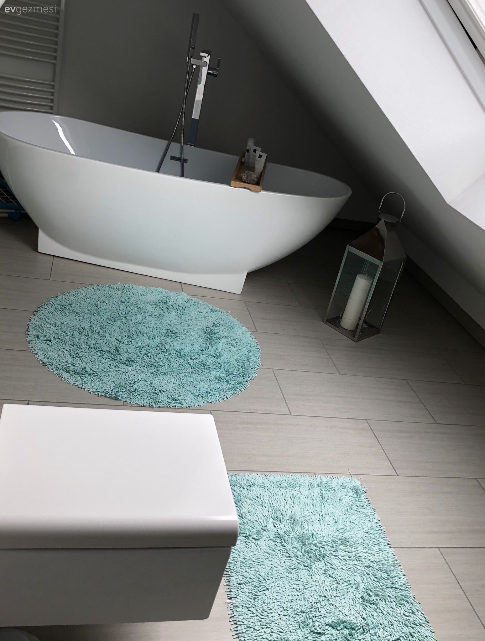 Banyo, Beyaz, Mavi, Gri, Banyo paspası, Küvet, Banyo seramikleri