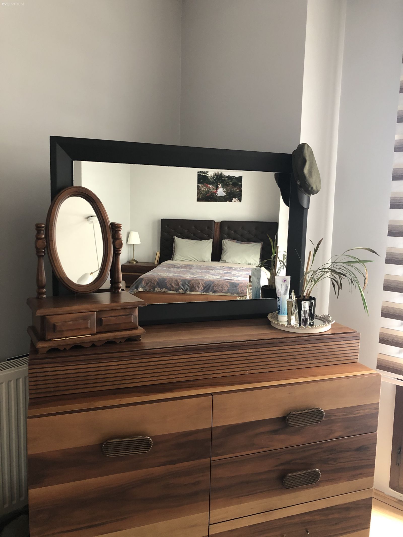 Makyaj masası, Yatak Odası, Makyaj aynası, Kahverengi, Ahşap Mobilya