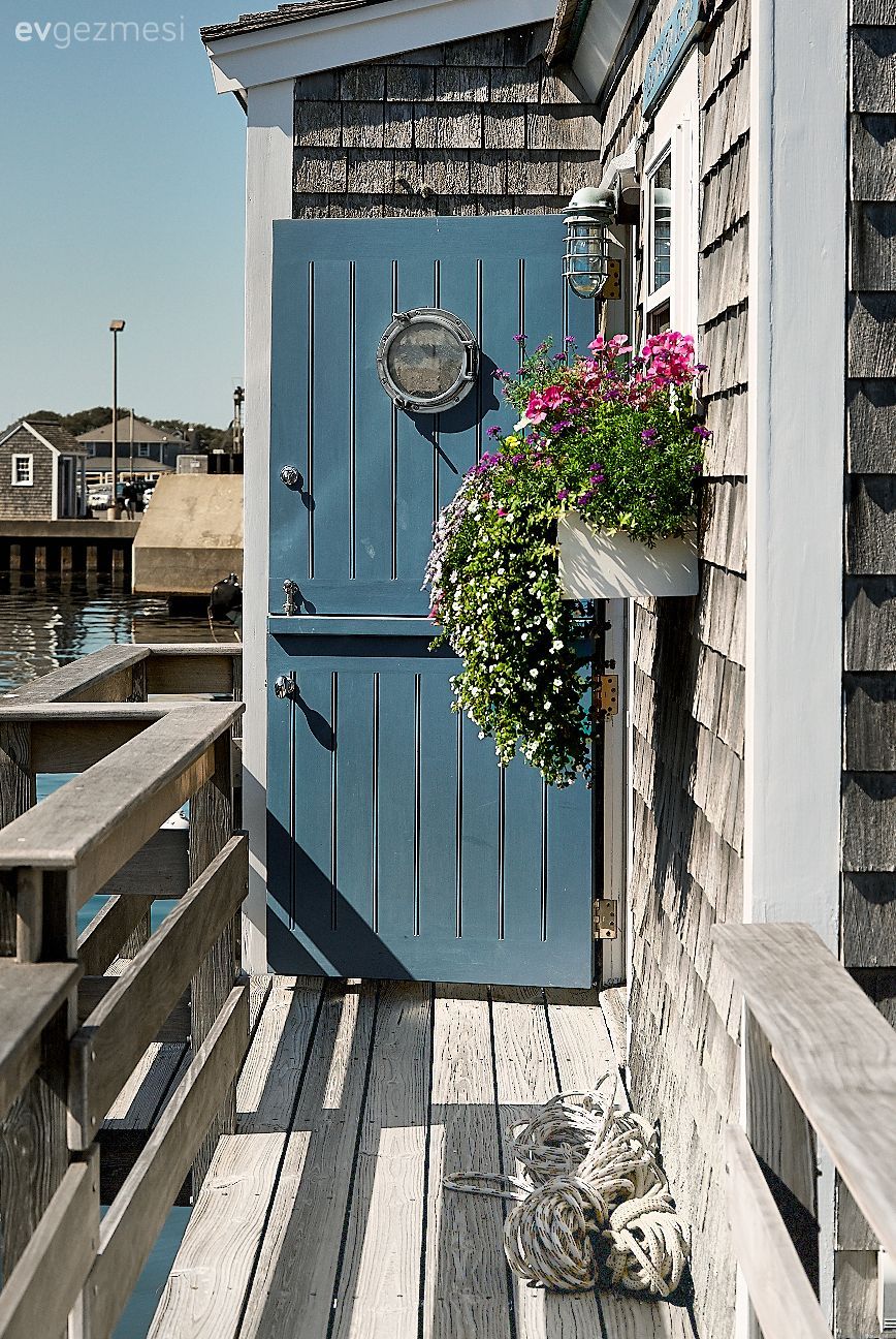 Küçük Balkon Nasıl Dekore Edilir?