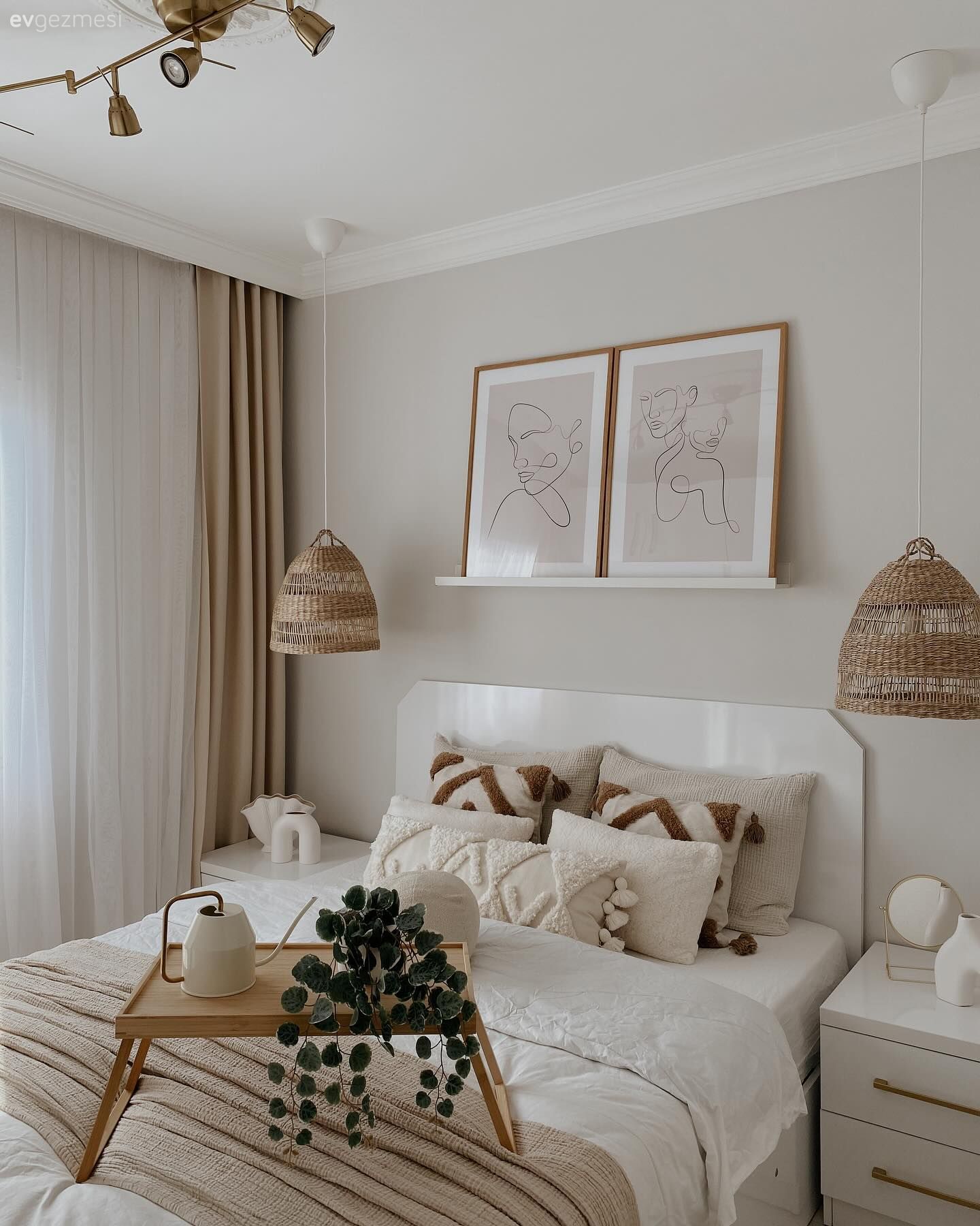 Yatak Odası, Beyaz, Krem, Hasır avize, Fon perde, Perde, Tül perde, Yatak örtüsü, Spot aydınlatma, Aydınlatma