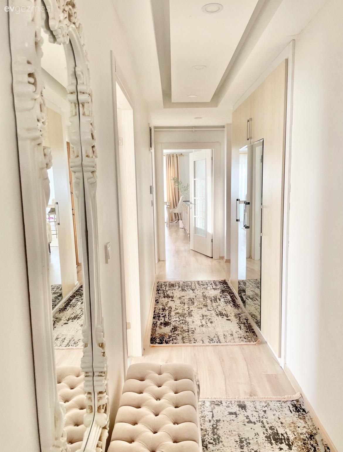 Modern Ruhlu Bu Evde Açık Renkler Birbirinden Kopmamış