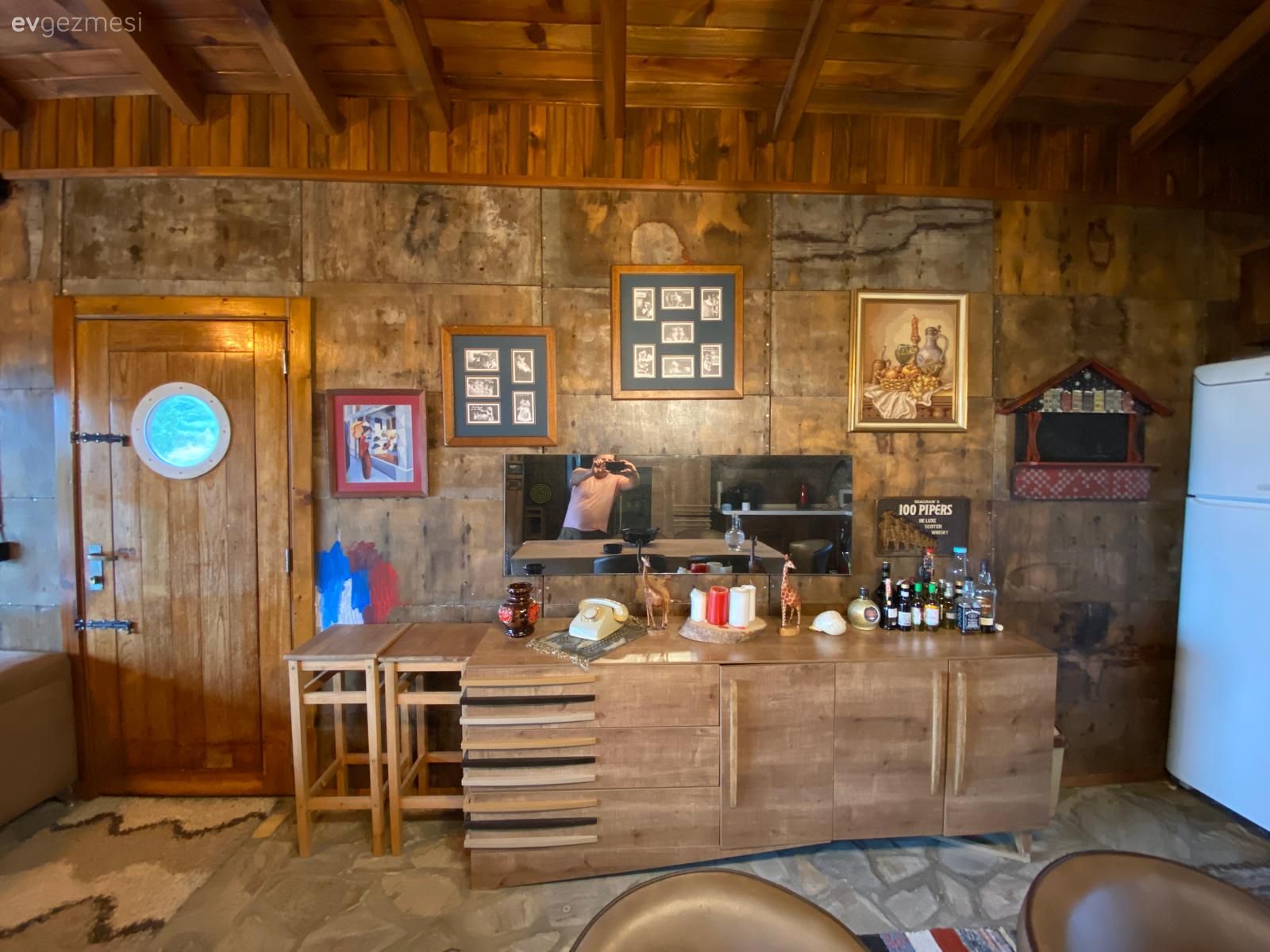 Kim Der Ki Bu Büyüleyici Evin Ahşapları Eski Bir Yolcu Gemisinden Alınmış!