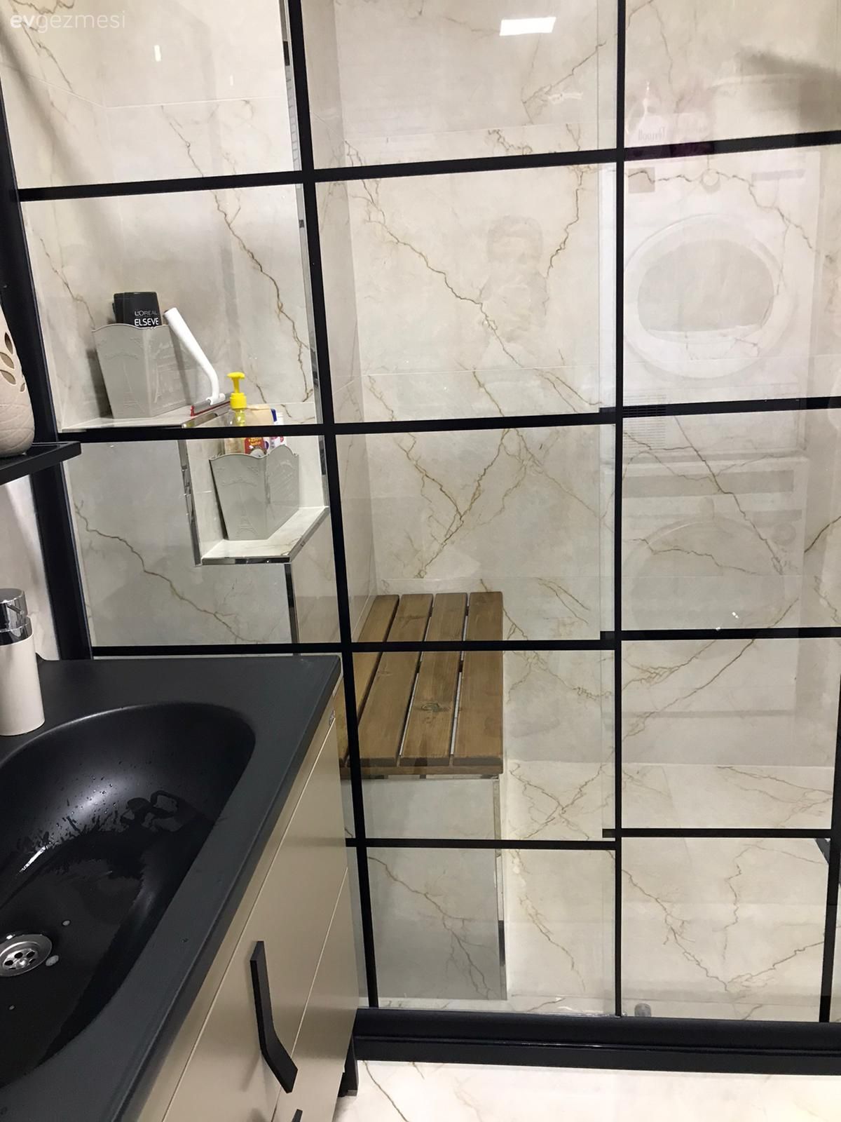 14 Yıl Sonra Değişen Bu Salon, Gösterişiyle Yılların Acısını Çıkarmış!