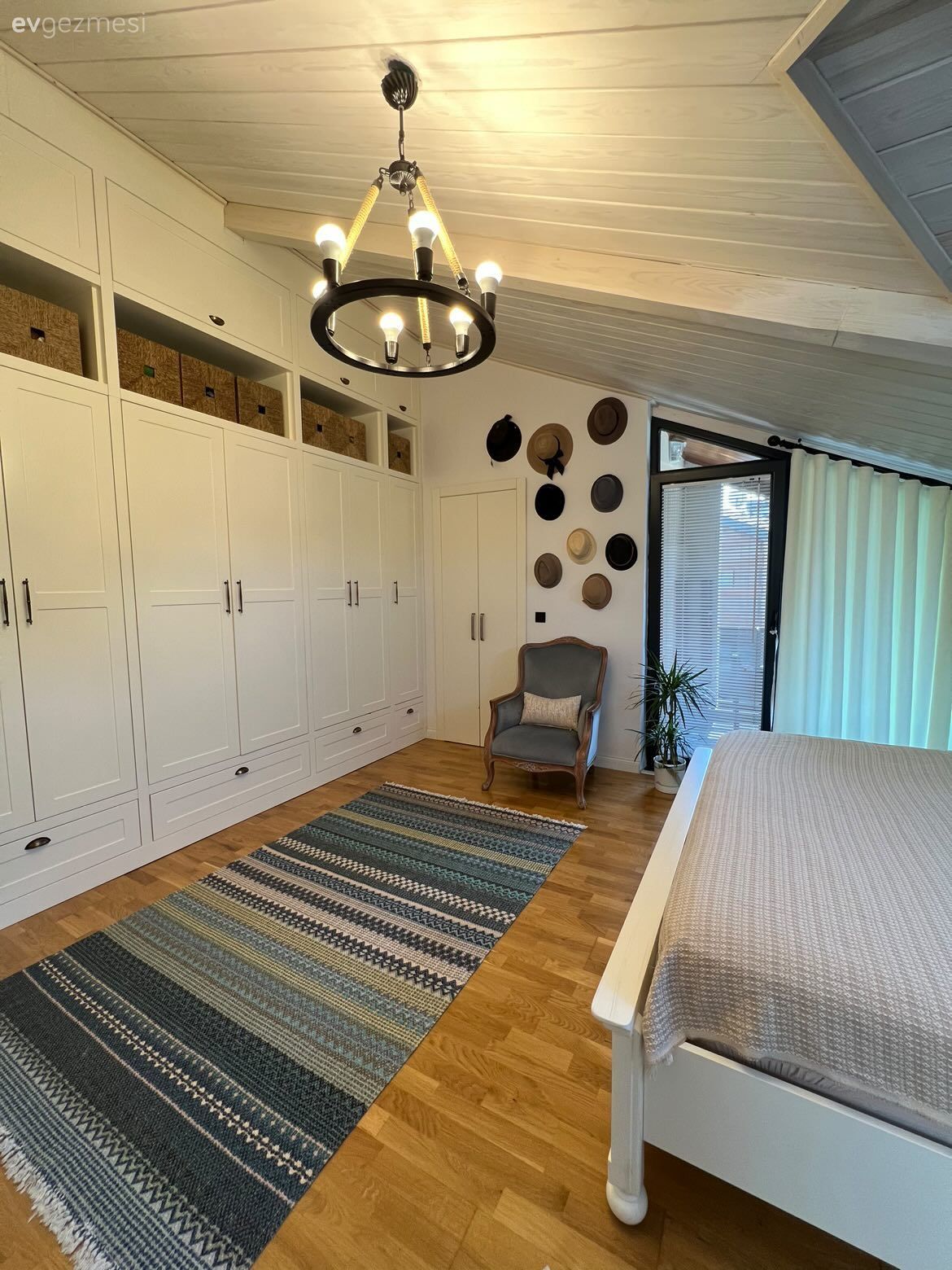 Kilyos'taki Bu Dubleks Ev Samimi Ortamın Sembolü Gibi!