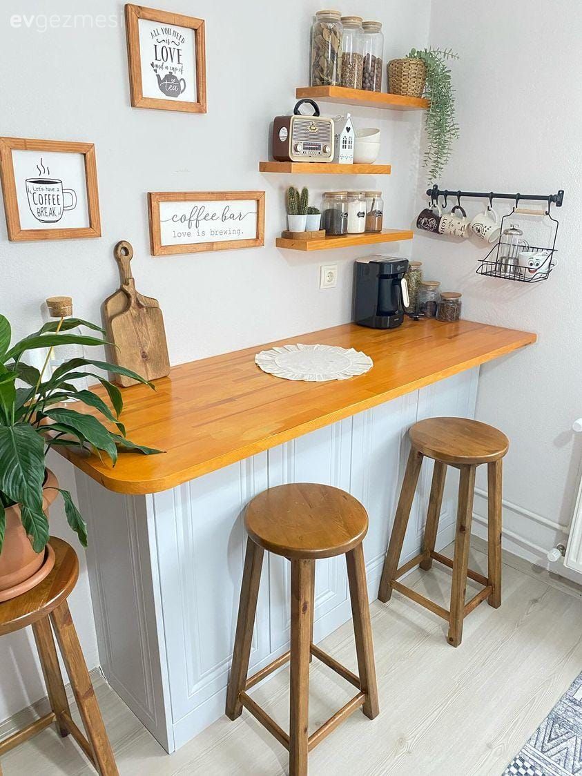 Ferahlık İsteyen Bu Evde Ortama Enerji Katan Renkler de Unutulmamış!