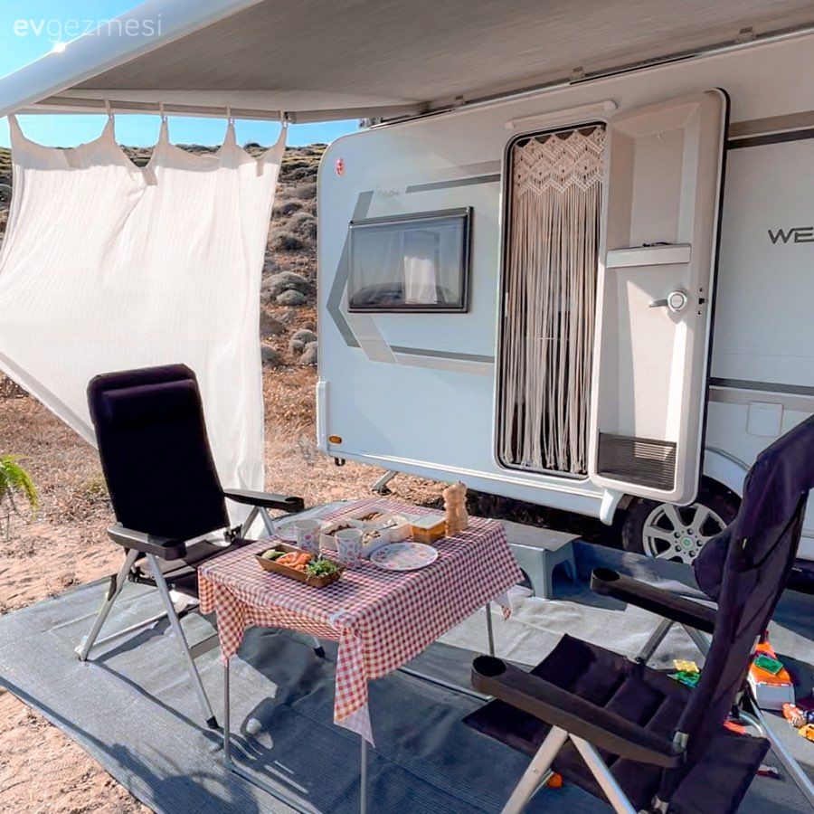 Üç Kişilik Ailenin Huzur Yuvası: İşlevselliğiyle Dikkat Çeken Bir Karavan!