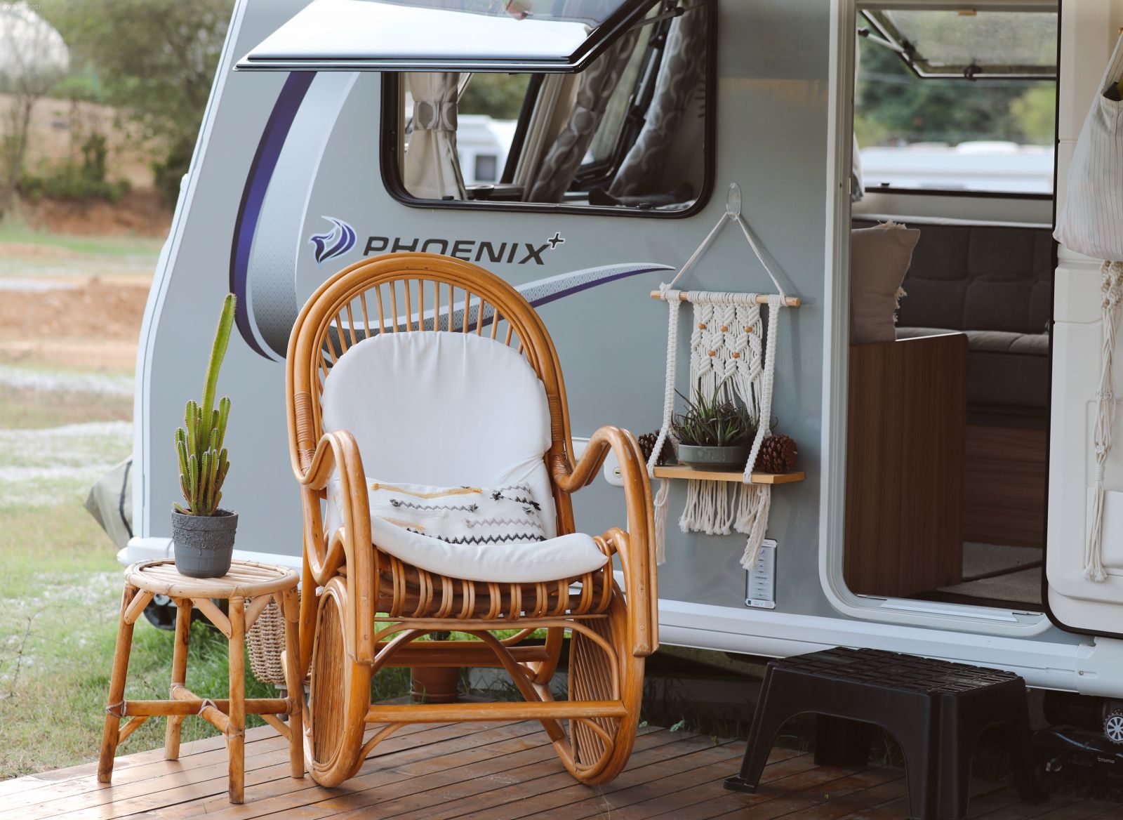 3+1 Evden Tam Zamanlı Karavana: Bir Doğayla Kucaklaşma Hikayesi!