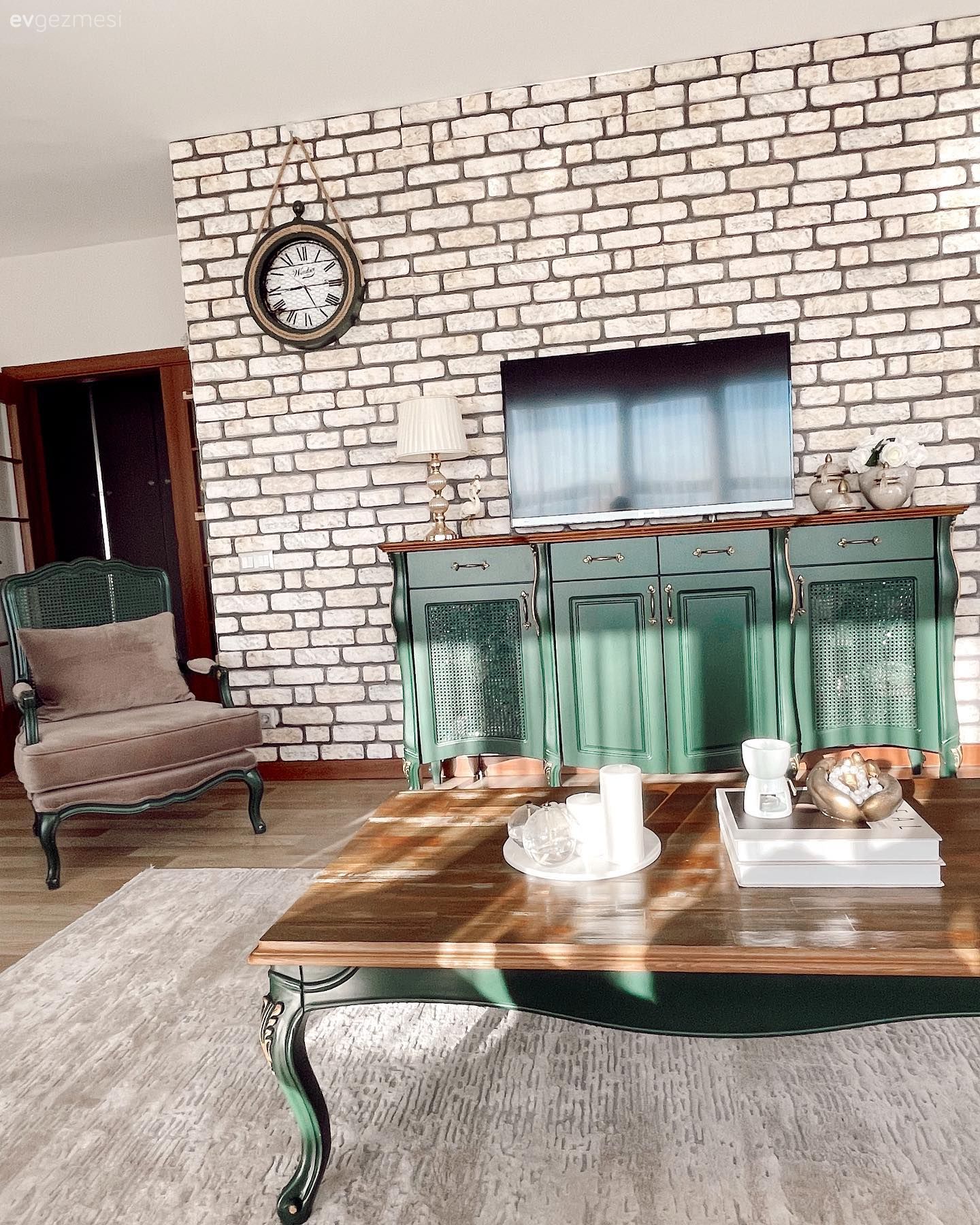 Bu İstanbul Evinde Zarafetin Formülü Eski ve Yeninin Buluşması!