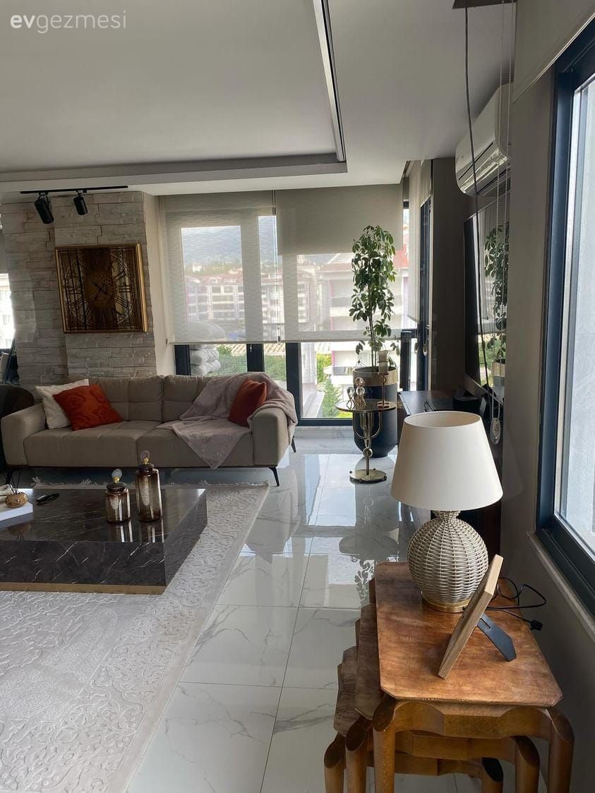 Bu Antalya Evinde Modern ve Rustik Tarzların Buluşması Her Detayı Sarmış!