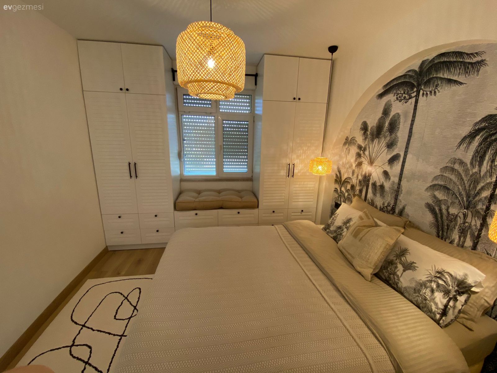 Komple Değişen Bu Yazlıkta Eski İle Yeni Arasında Uçurum Var