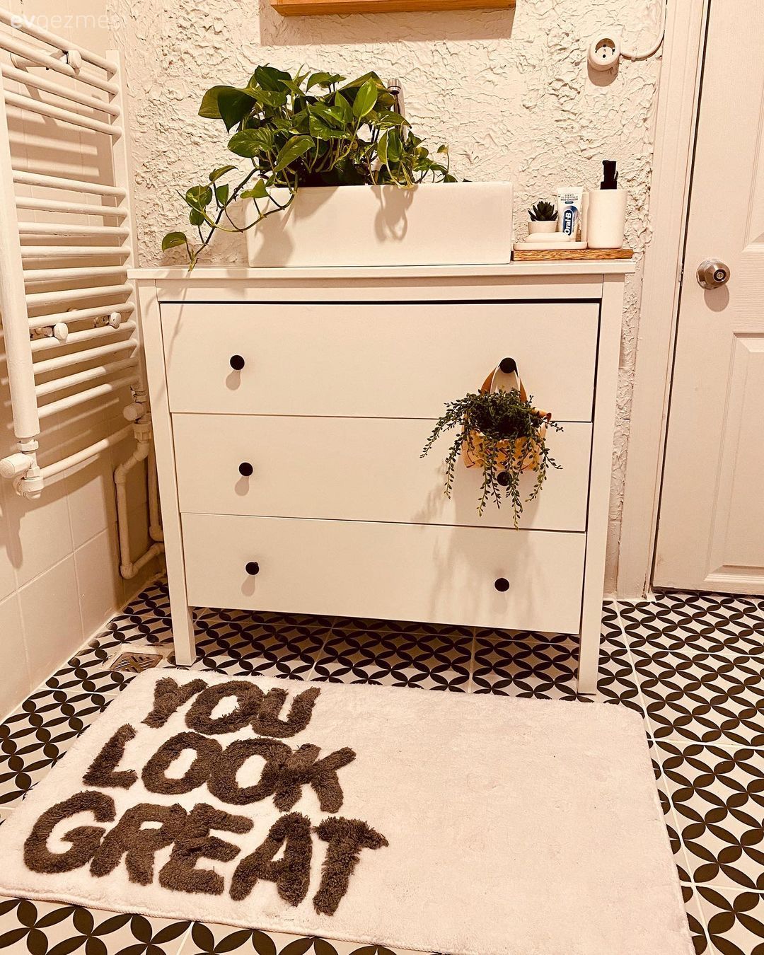 Öncesi&Sonrası: Düz Duvar Alandan Keyifli Banyoya Geçiş!