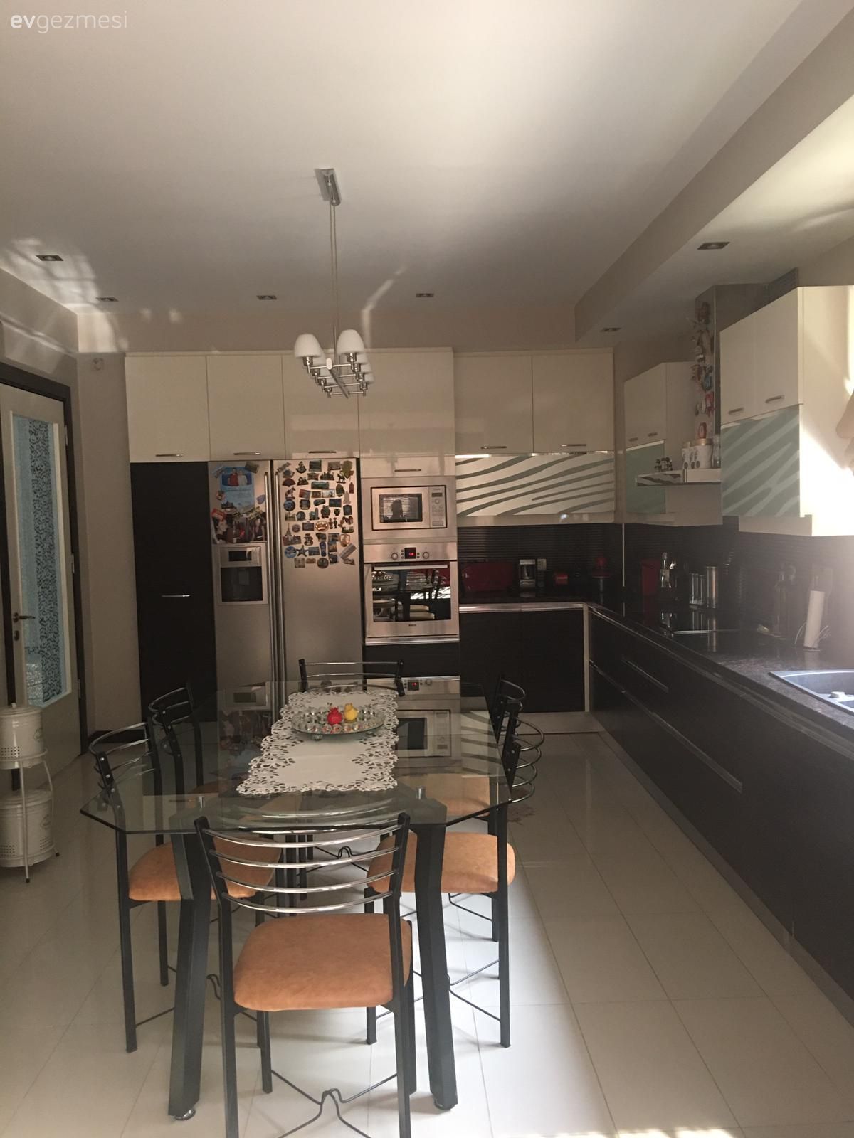 Mutfak, Beyaz, Siyah, Kahverengi, Mutfak tezgahı, Mutfak tezgah arası, Mutfak masası, Sandalye, Mutfak Avize Modelleri