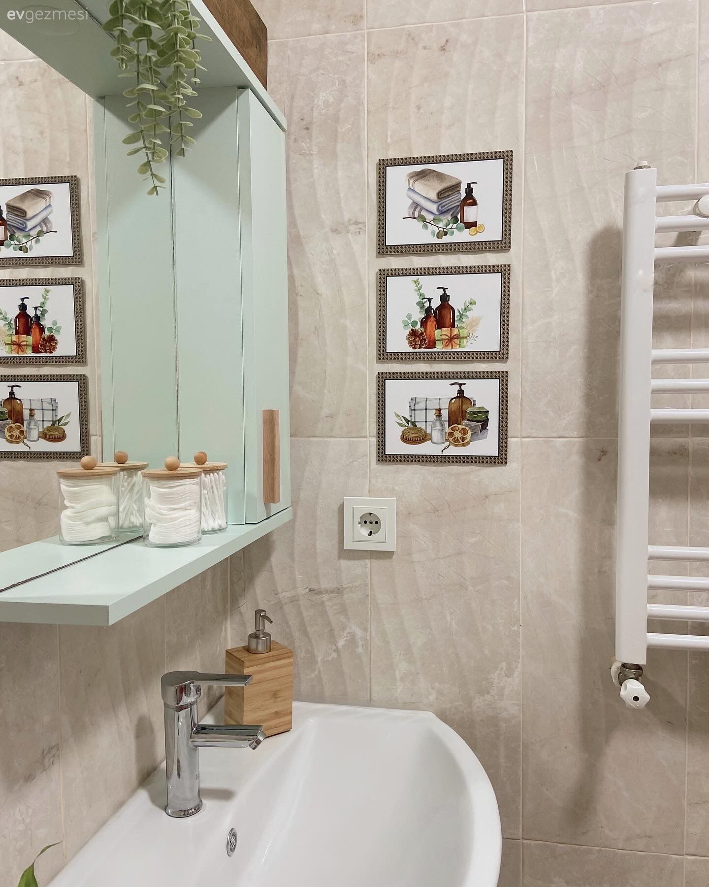 Sıradanlıktan Bunalan Beyaz Dolap Şimdi Daha Neşeli!