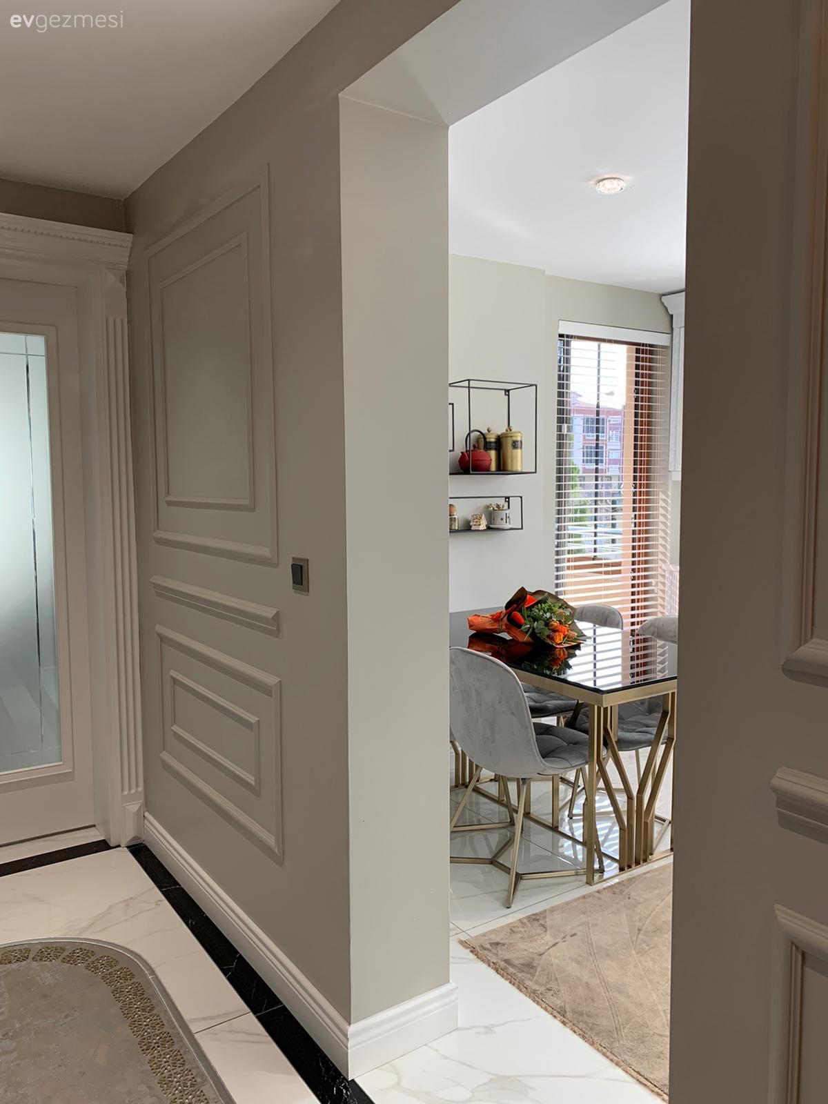 Bu Sakarya Evi Parlak Materyallerle Işıl Işıl