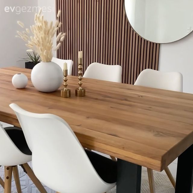 Yemek masası, Yemek Odası, Ahşap masa, Sandalye, Vazo, Ev Aksesuar, Pampas otu, Ahşap panel, Yuvarlak ayna, Dekoratif ayna