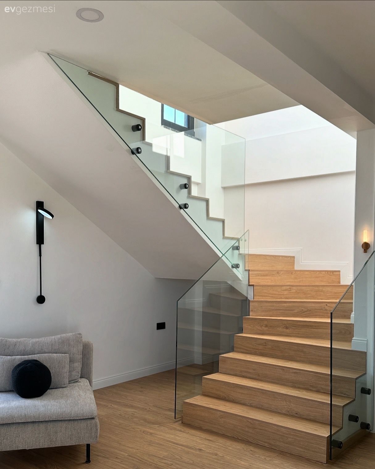 Manavgat'taki 115 M2'lik Bu Müstakil Ev Her Detayıyla Modern