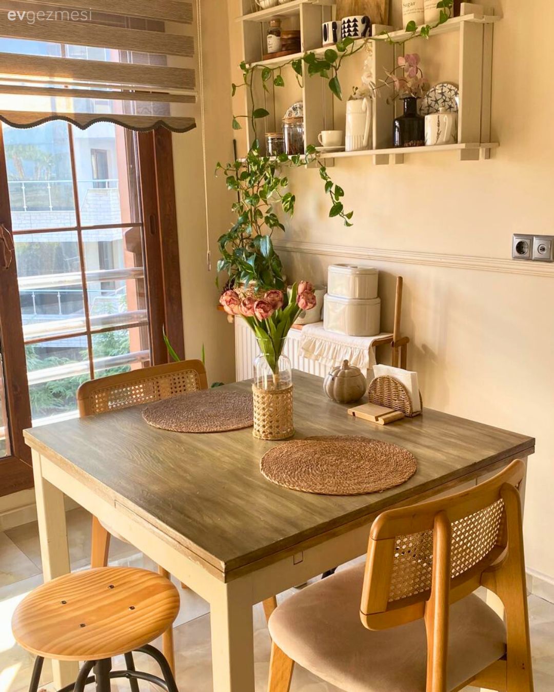 İzmir'deki Bu Evde Nostaljik Detaylara Modern Yorum Katılmış