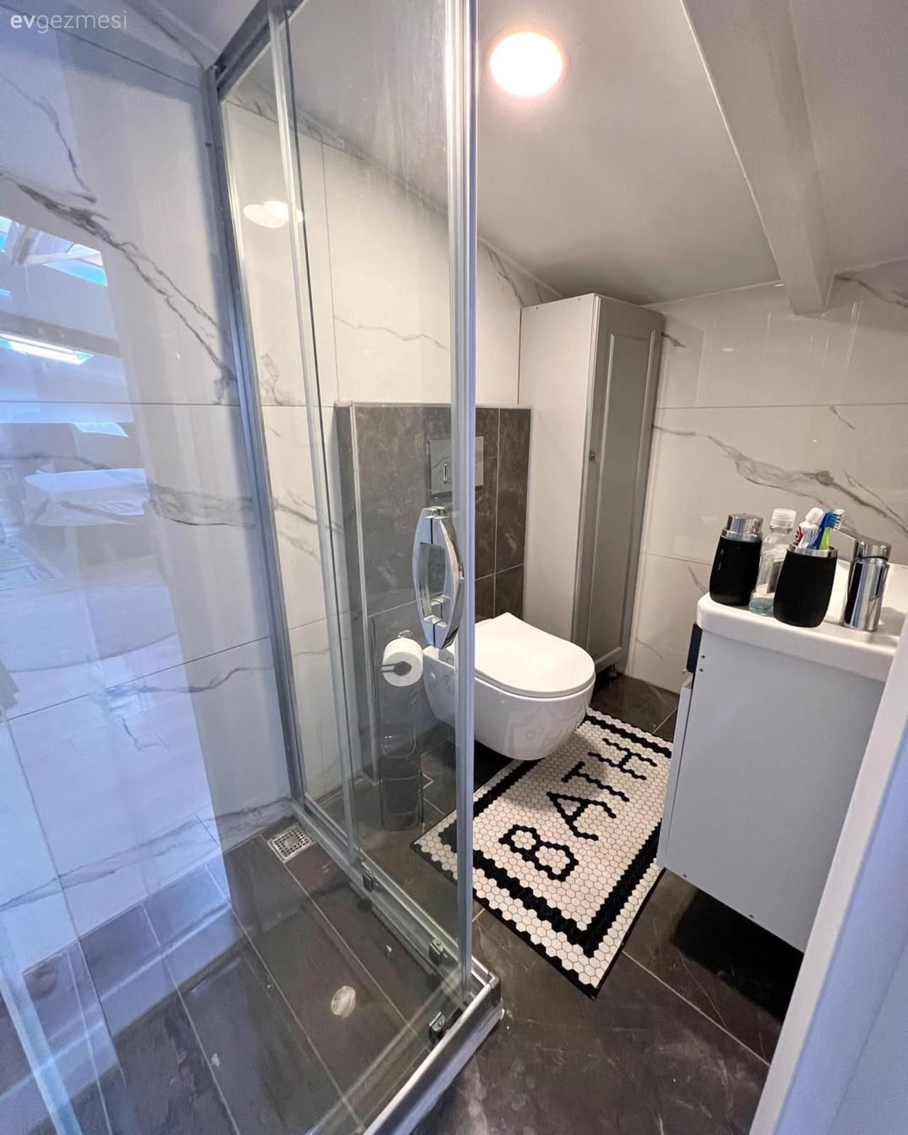 Bu Apartman Dubleksinde Özel Yapım Mobilyalar Kullanılmış