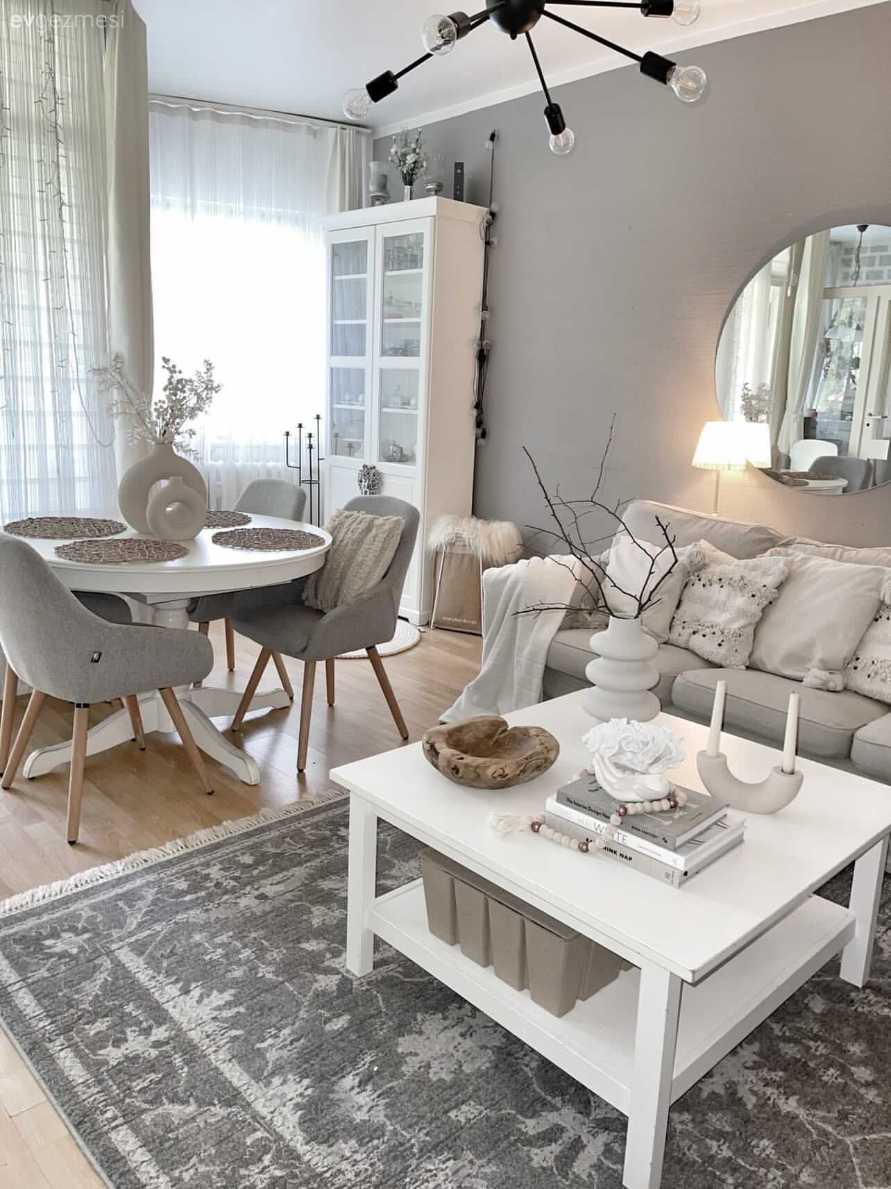 Salon, Modern, Bohem Dekorasyon, Gri, Beyaz, Koltuk takımı, Sandalye, Yemek masası, Orta sehpa, Sehpa, Halı, Salon halısı, Yuvarlak ayna, Dekoratif ayna, Lambader, Aydınlatma, Avize, Kırlent, Ev tekstili, Dekoratif Objeler