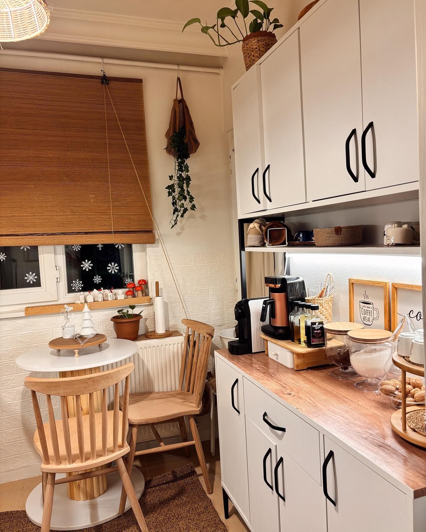 Bu İstanbul Evinde Sıcaklık Ayarı Bir Hayli Yüksek!