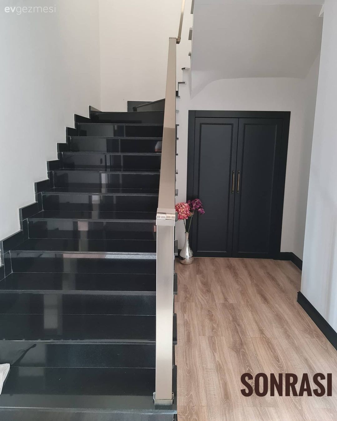 Kiler, Siyah, Merdiven