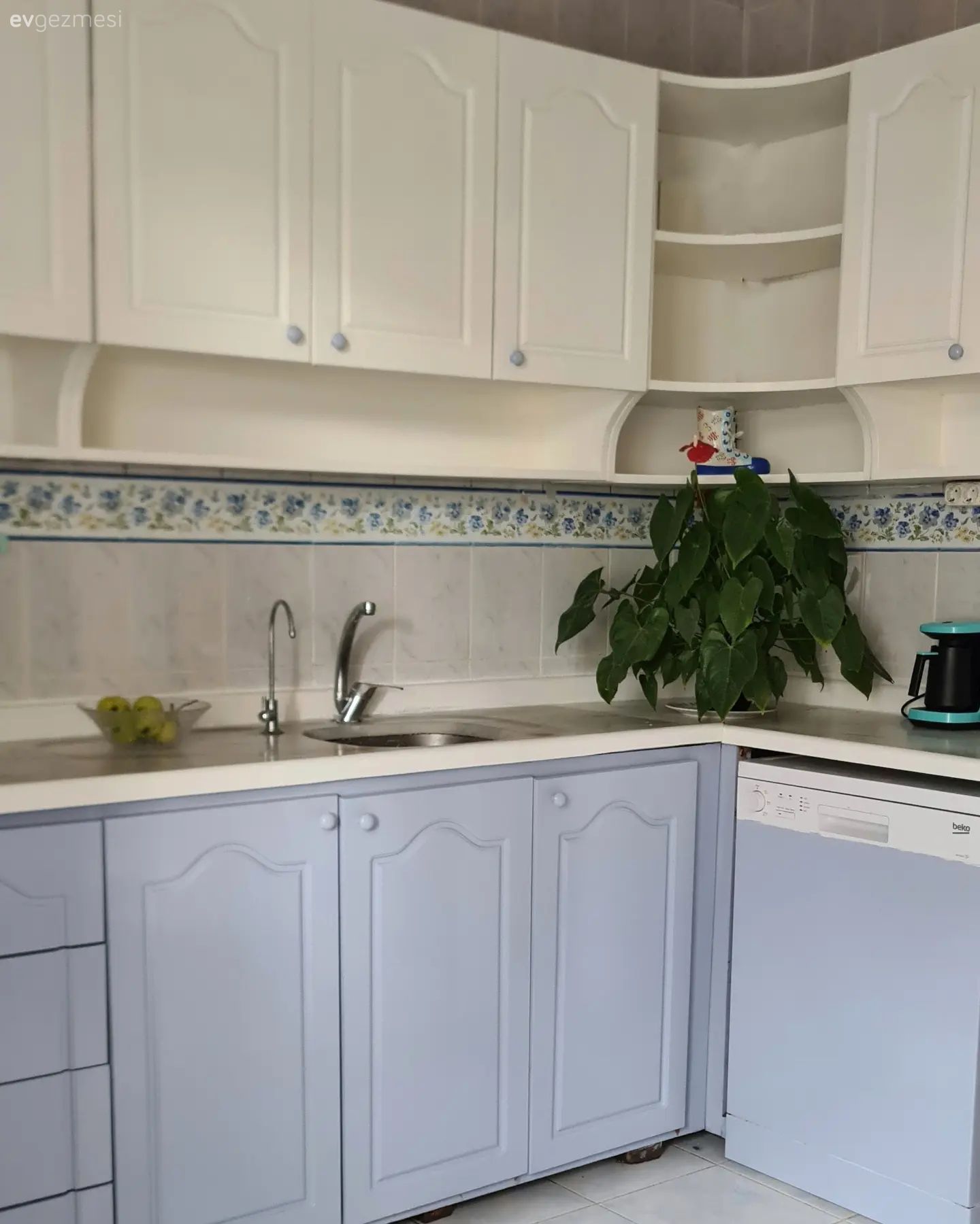 Öncesi&Sonrası: 23 Yıllık Dolaplar Şimdi Yeni Gibi Duruyor!