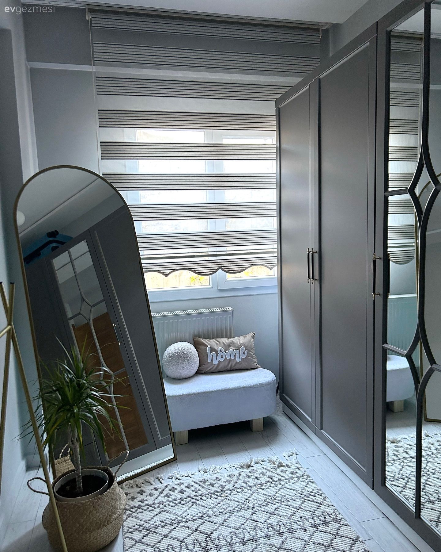 Muğla'daki Bu Evin Balkonundan Evin İçine Enerji Yayılıyor