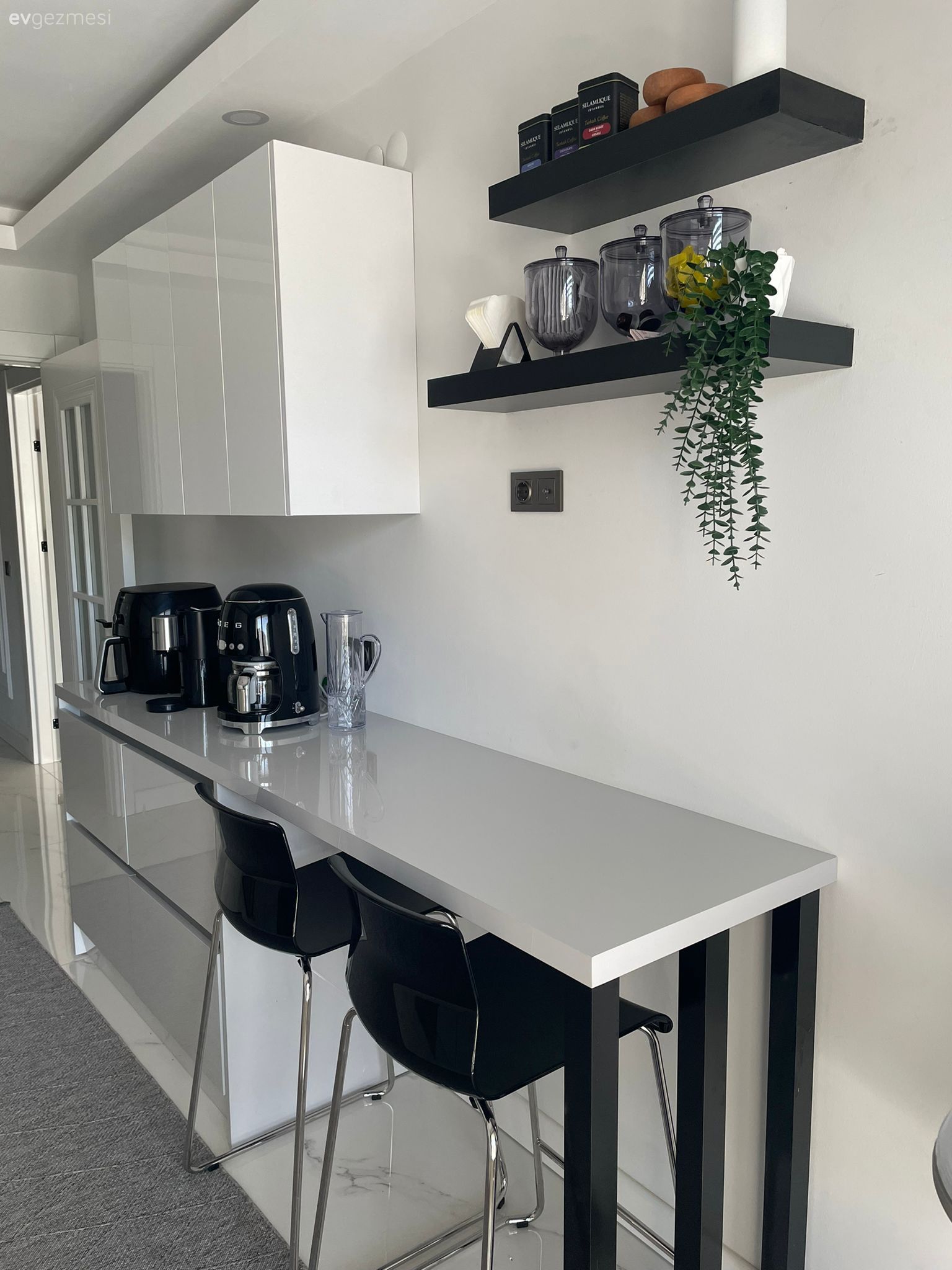 Bu Tekirdağ Evinde Mobilyalar Modern Detaylar Rustik!