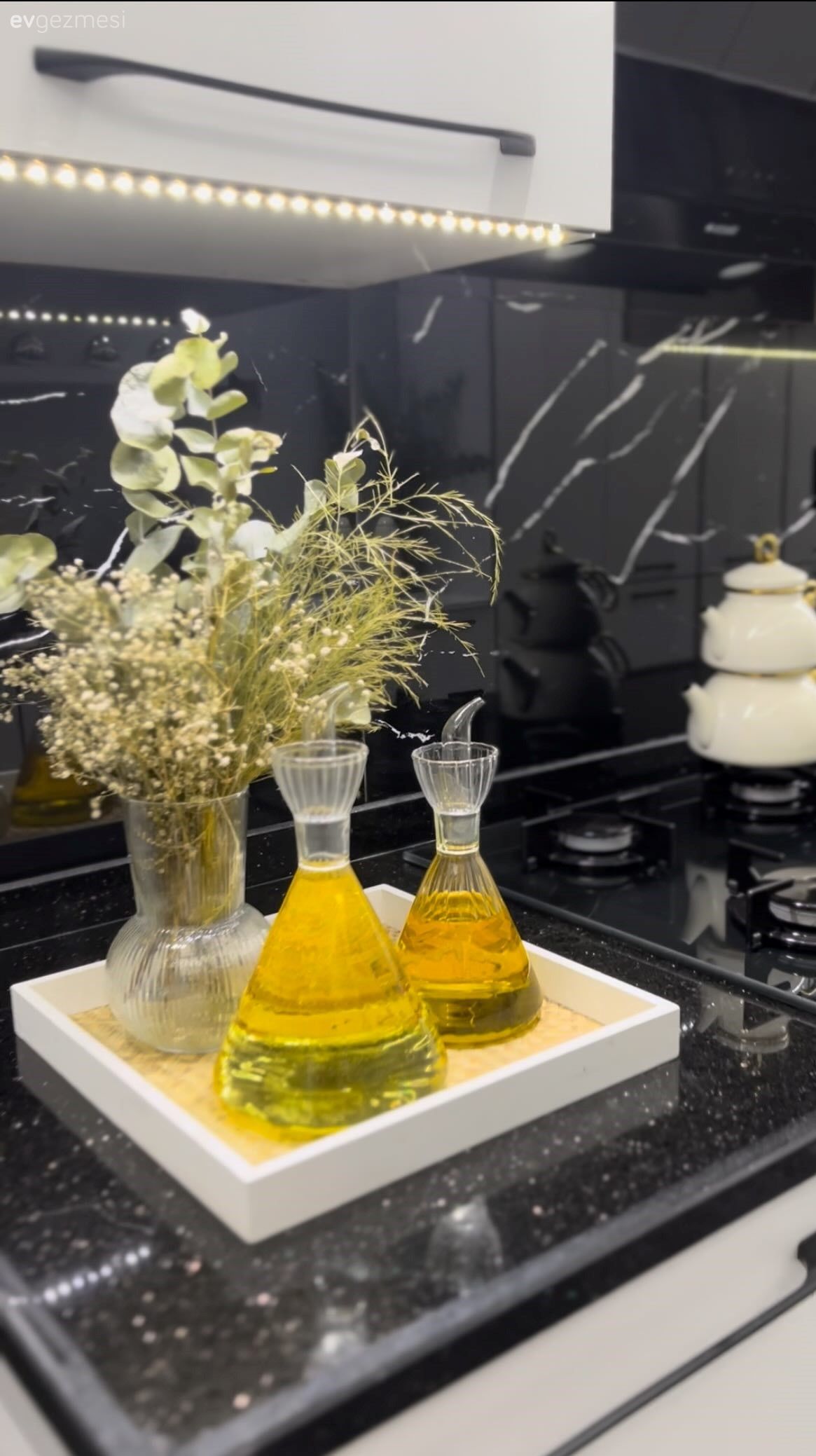 Siyah tezgah, Mutfak tezgahı, Mutfak aksesuarları, Mutfak